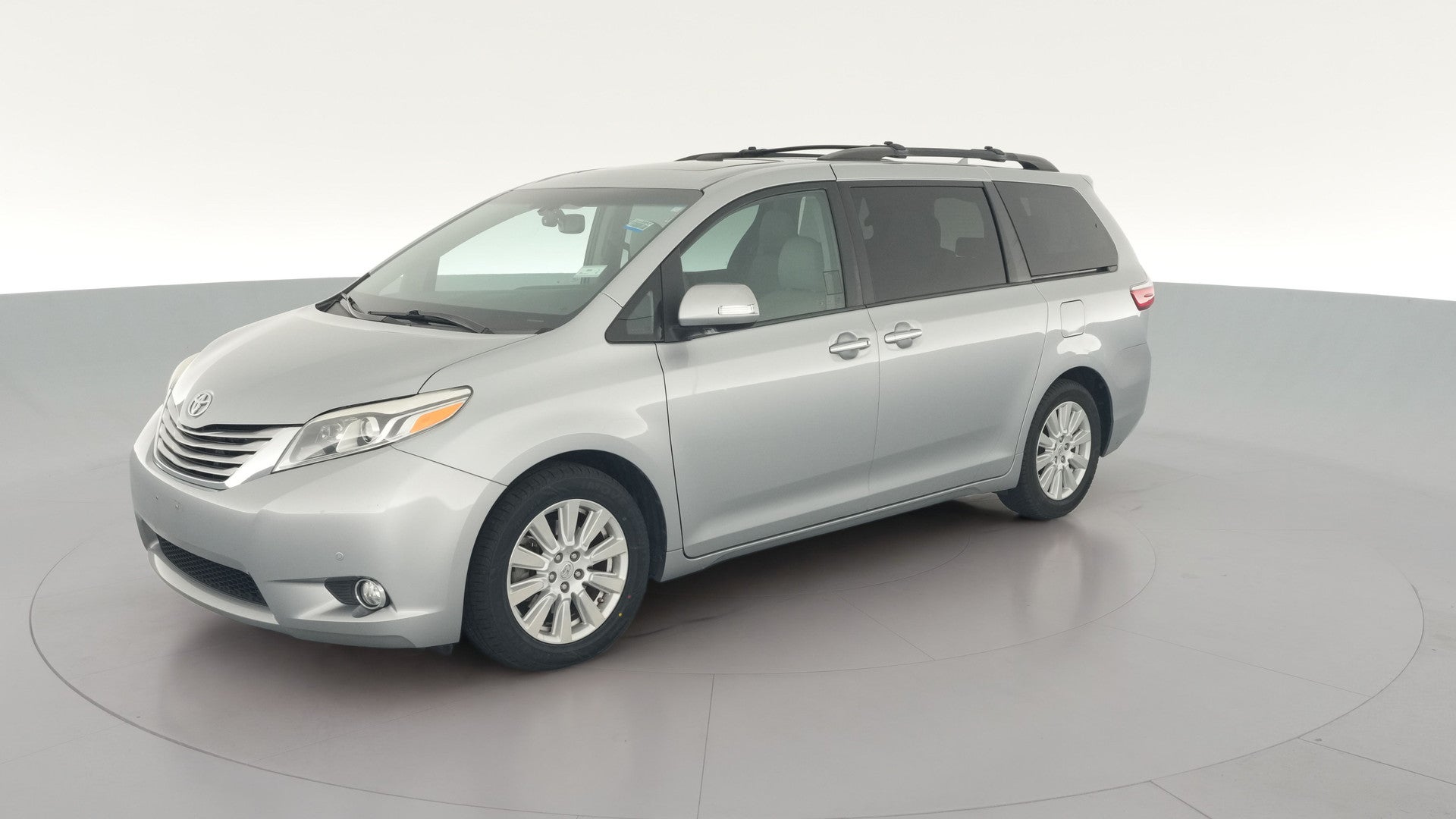 2017 Toyota Sienna vehicle photo
