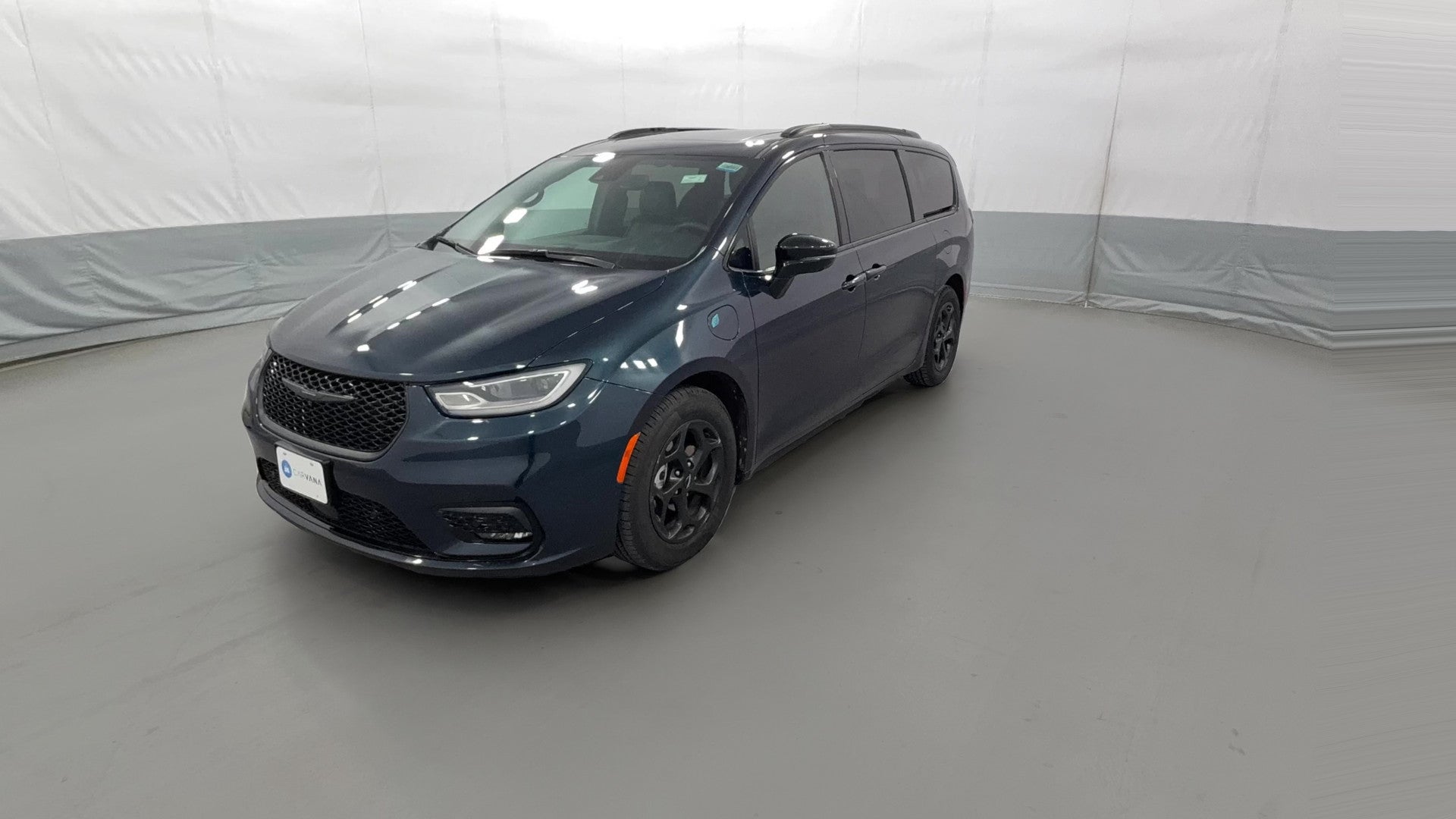 2024 Chrysler Pacifica Hybrid vehicle photo