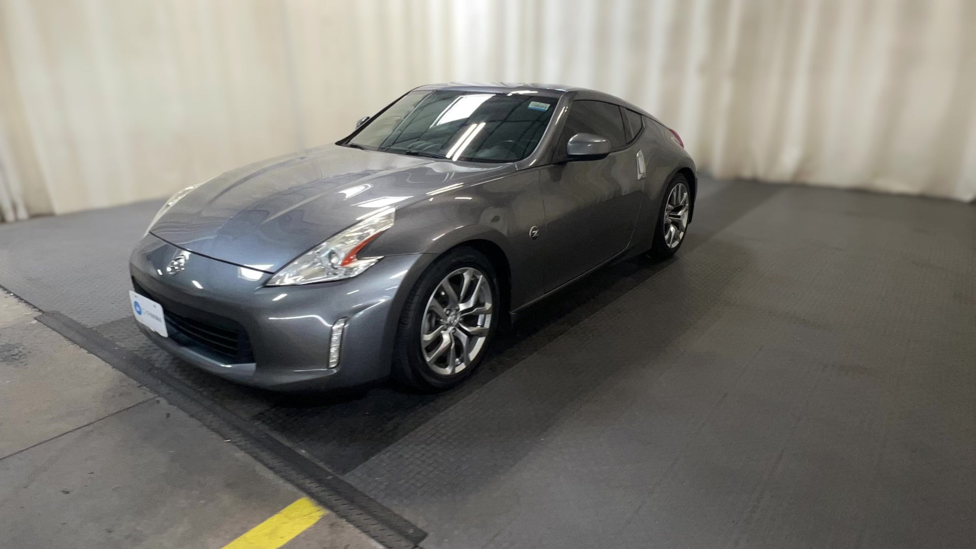 2014 Nissan 370Z vehicle photo