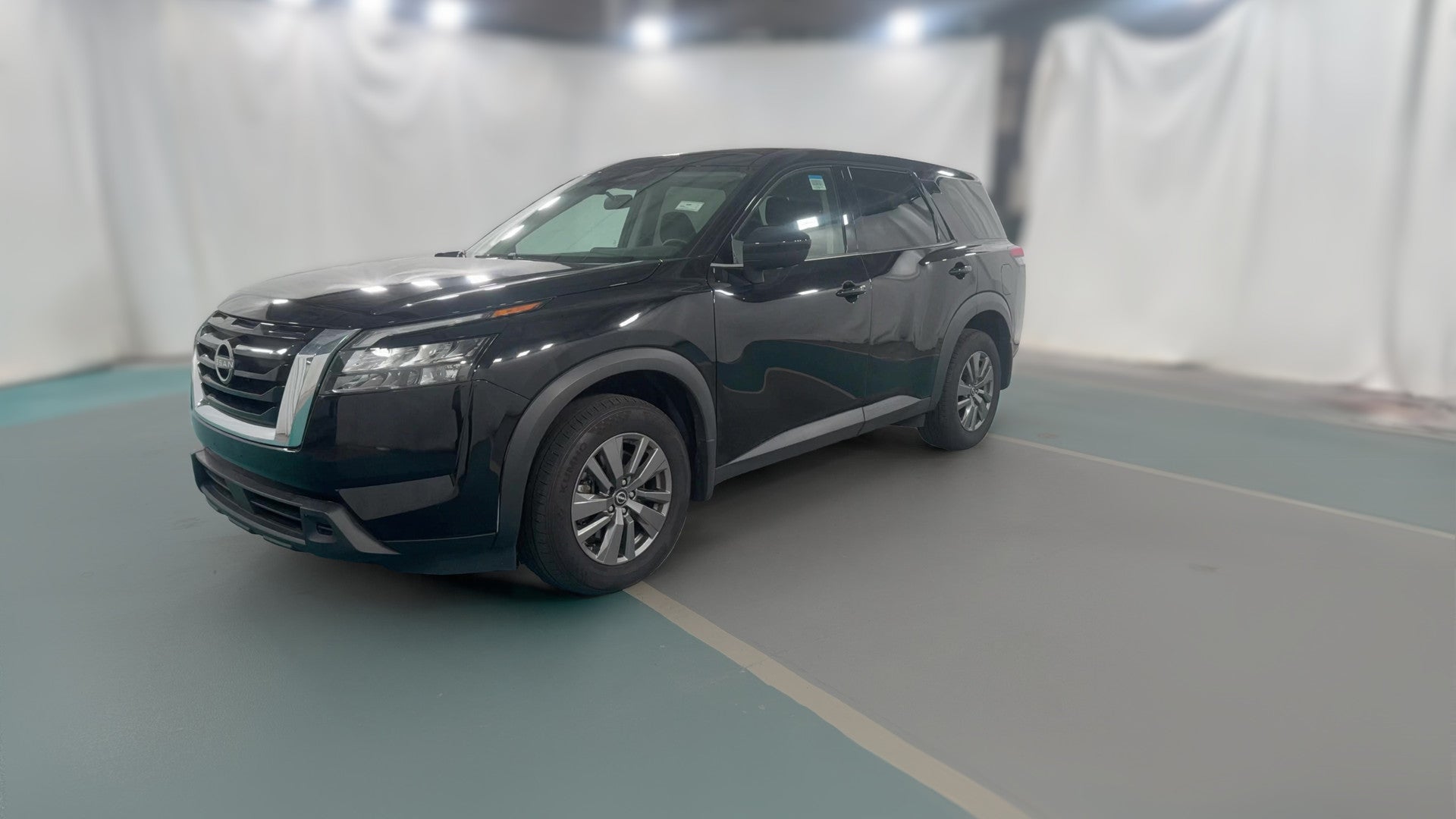 2024 Nissan Pathfinder vehicle photo