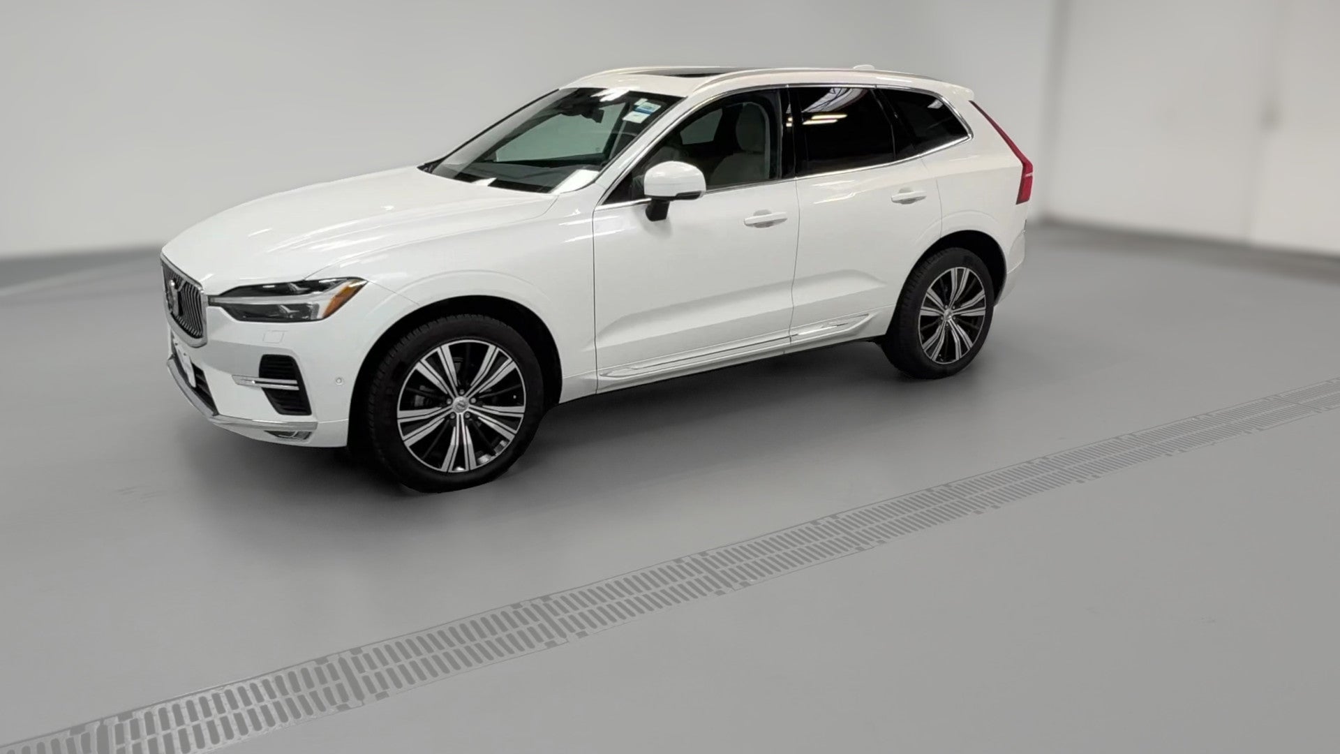 2023 Volvo XC60 vehicle photo