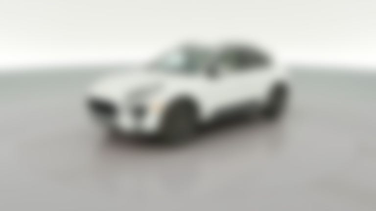 2018 Porsche Macan vehicle photo