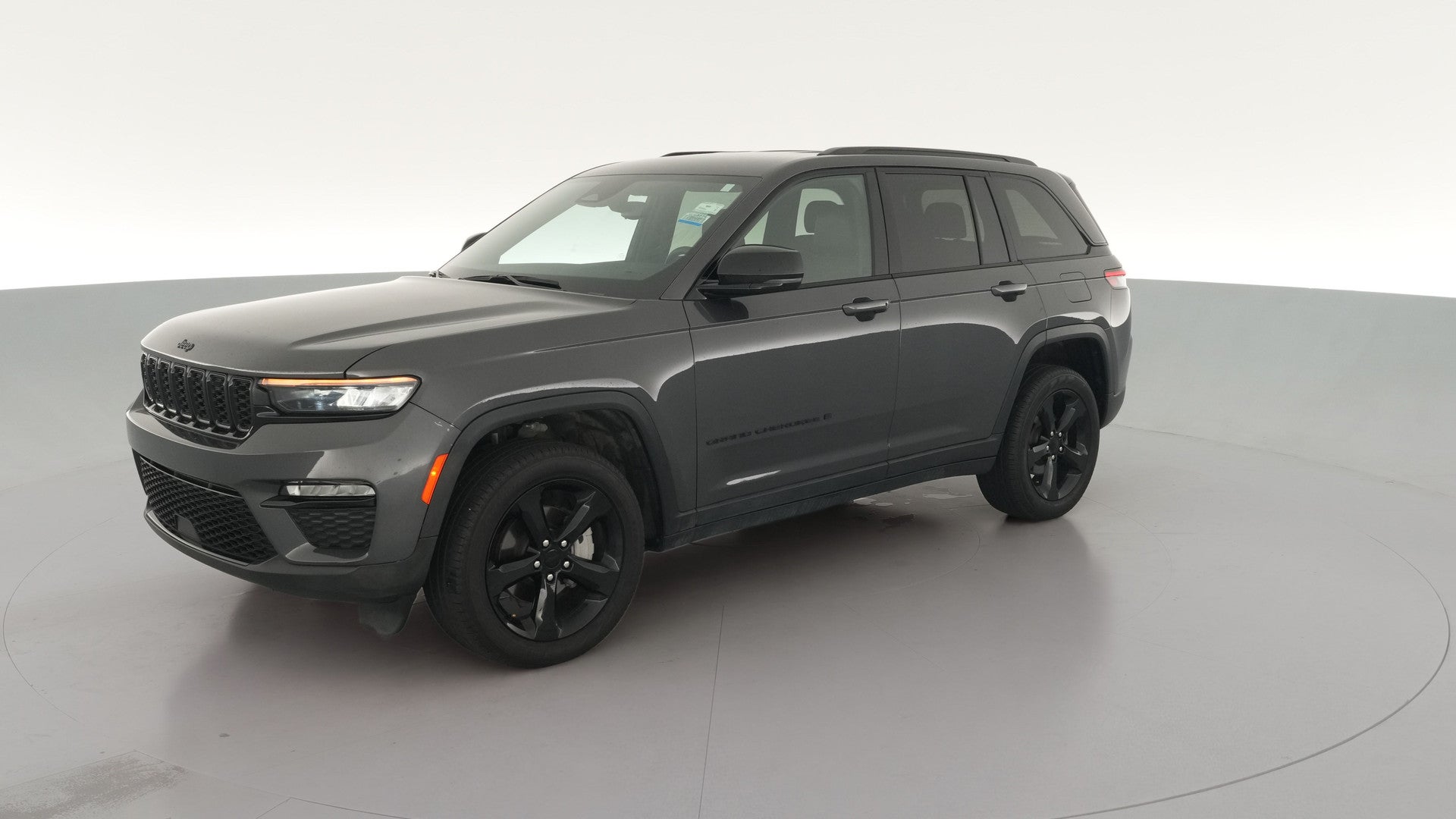 2024 Jeep Grand Cherokee vehicle photo