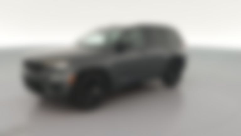 2024 Jeep Grand Cherokee vehicle photo