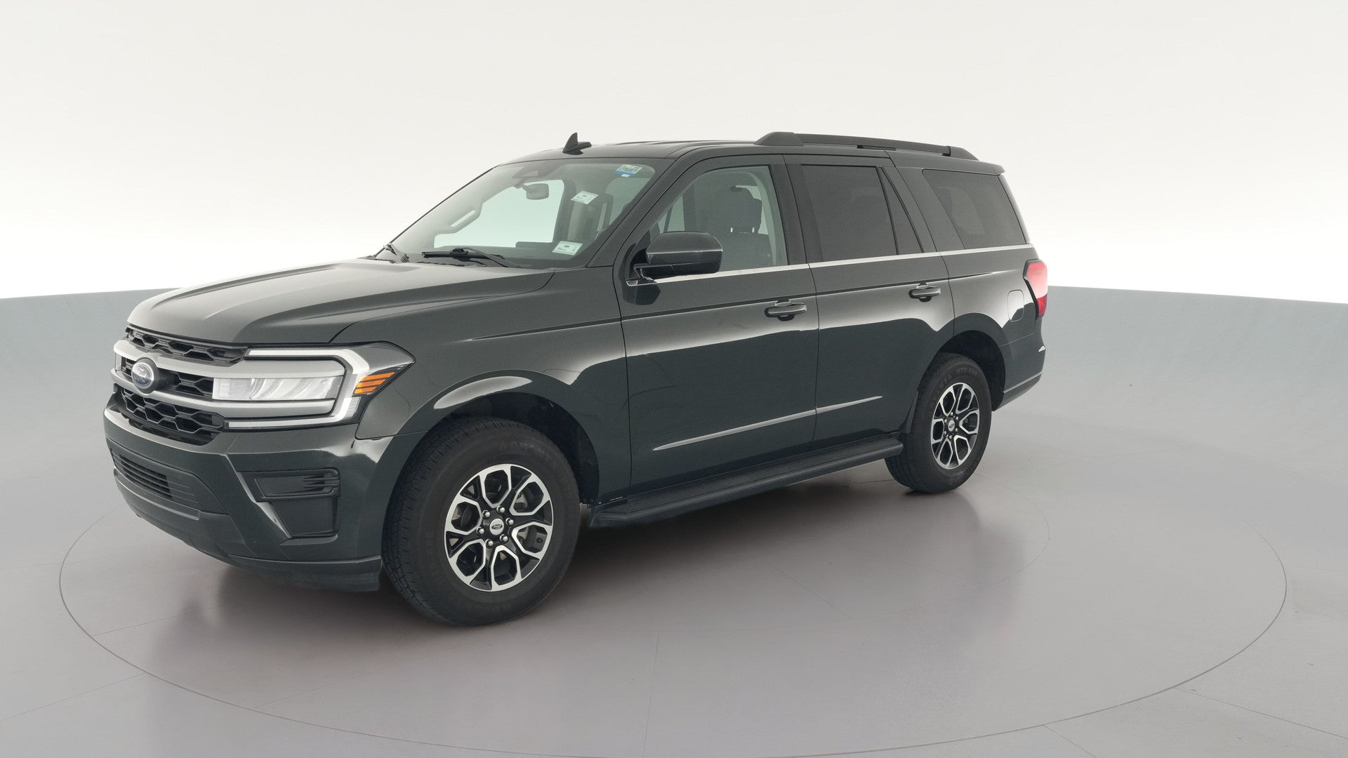 2022 Ford Expedition vehicle photo