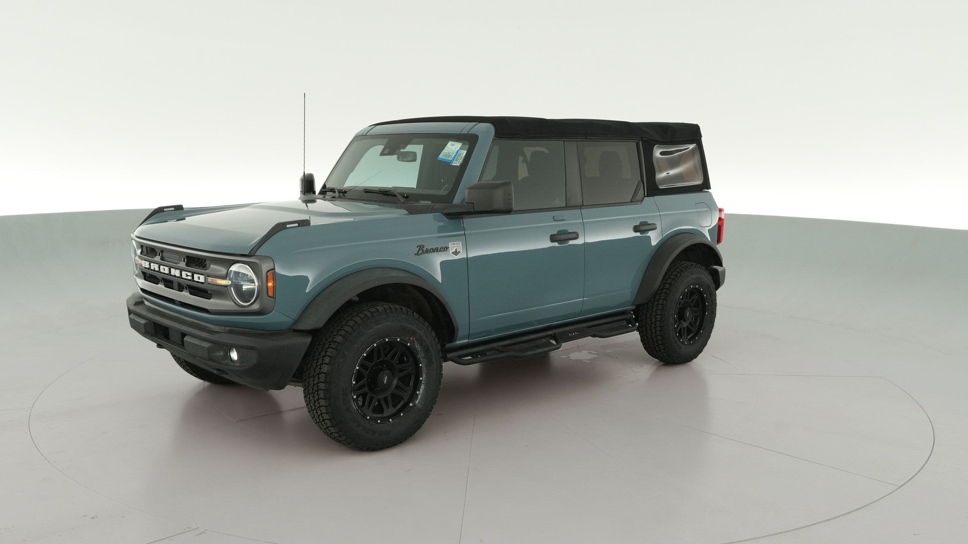2022 Ford Bronco vehicle photo