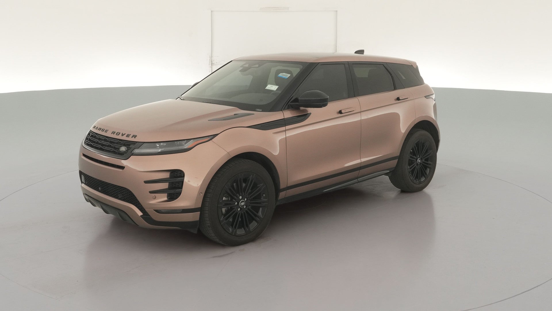 2024 Land Rover Range Rover Evoque vehicle photo