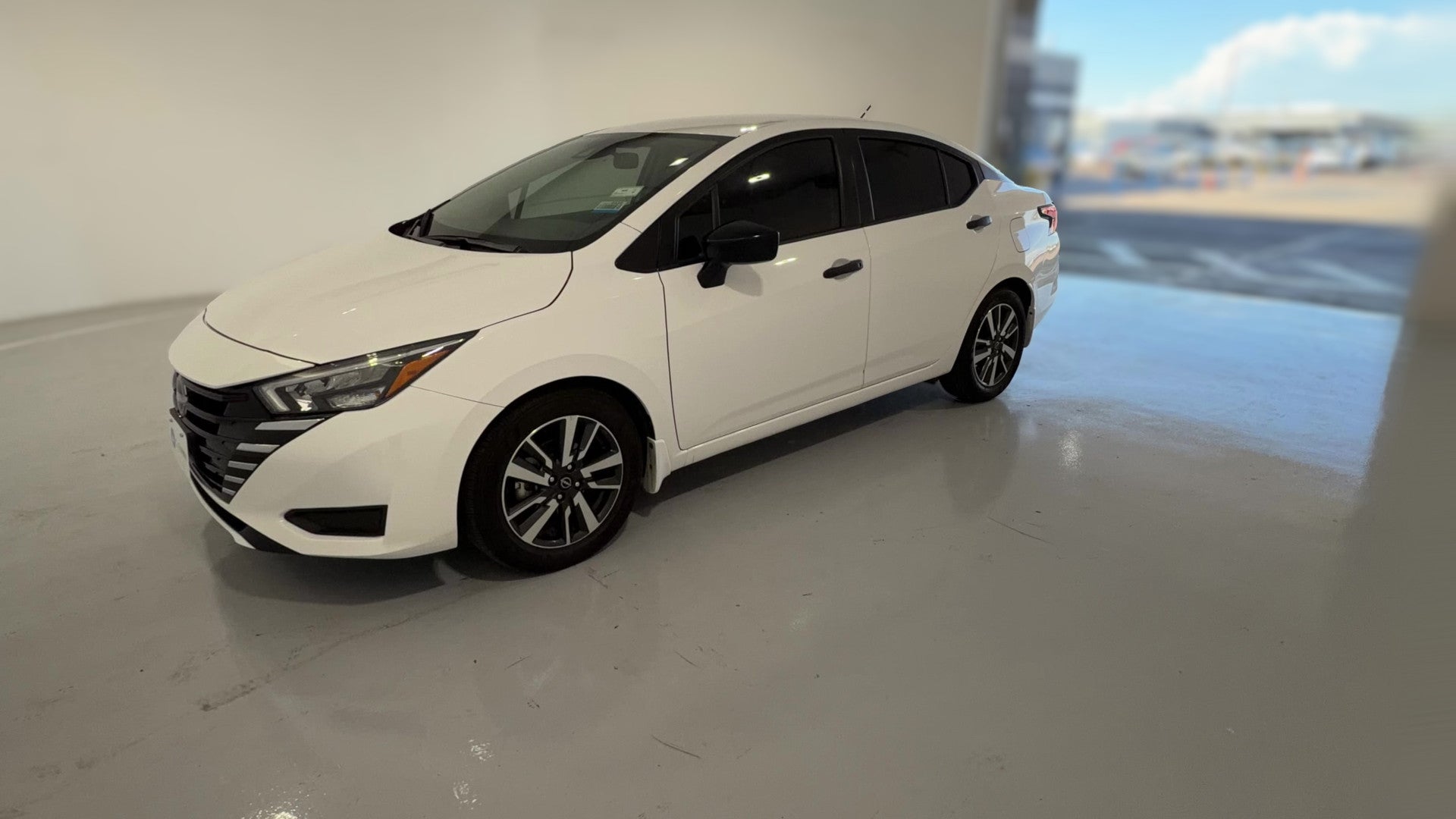 2025 Nissan Versa vehicle photo