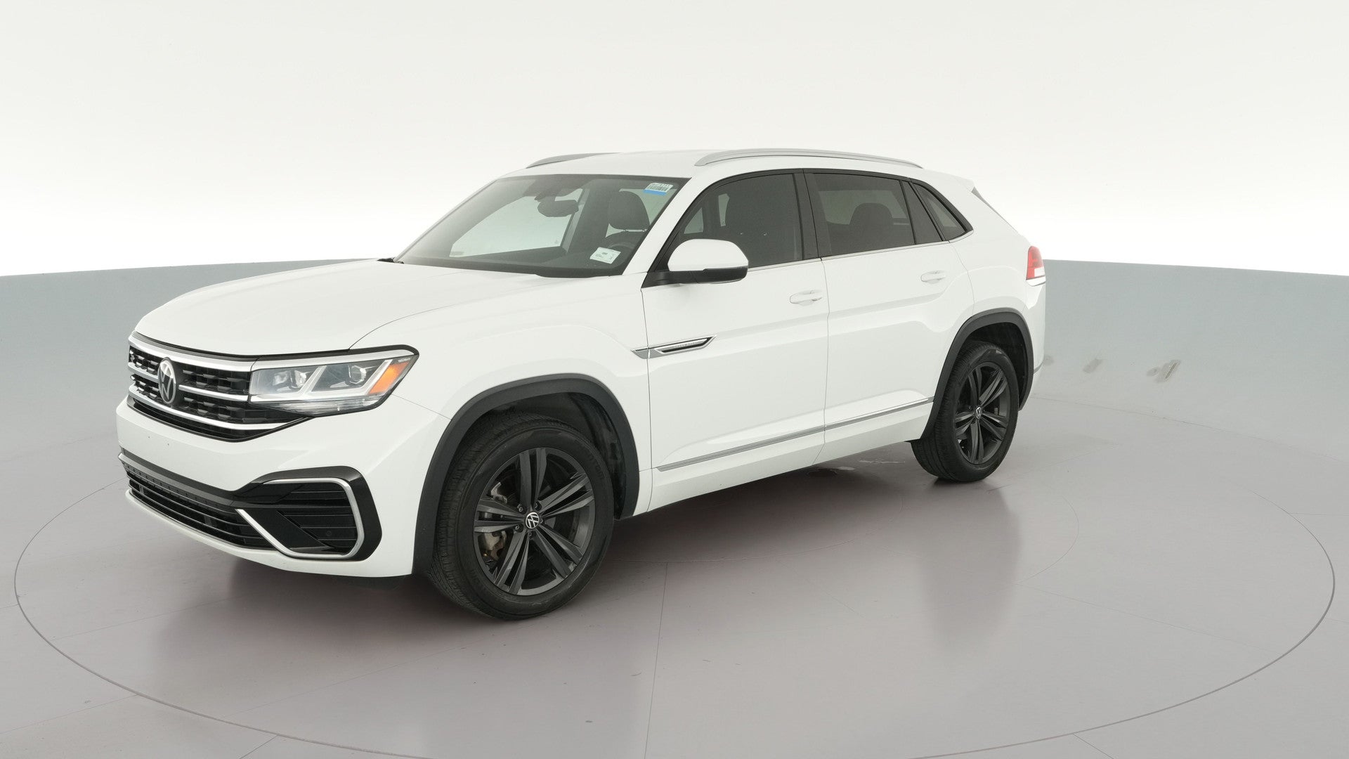 2021 Volkswagen Atlas Cross Sport vehicle photo