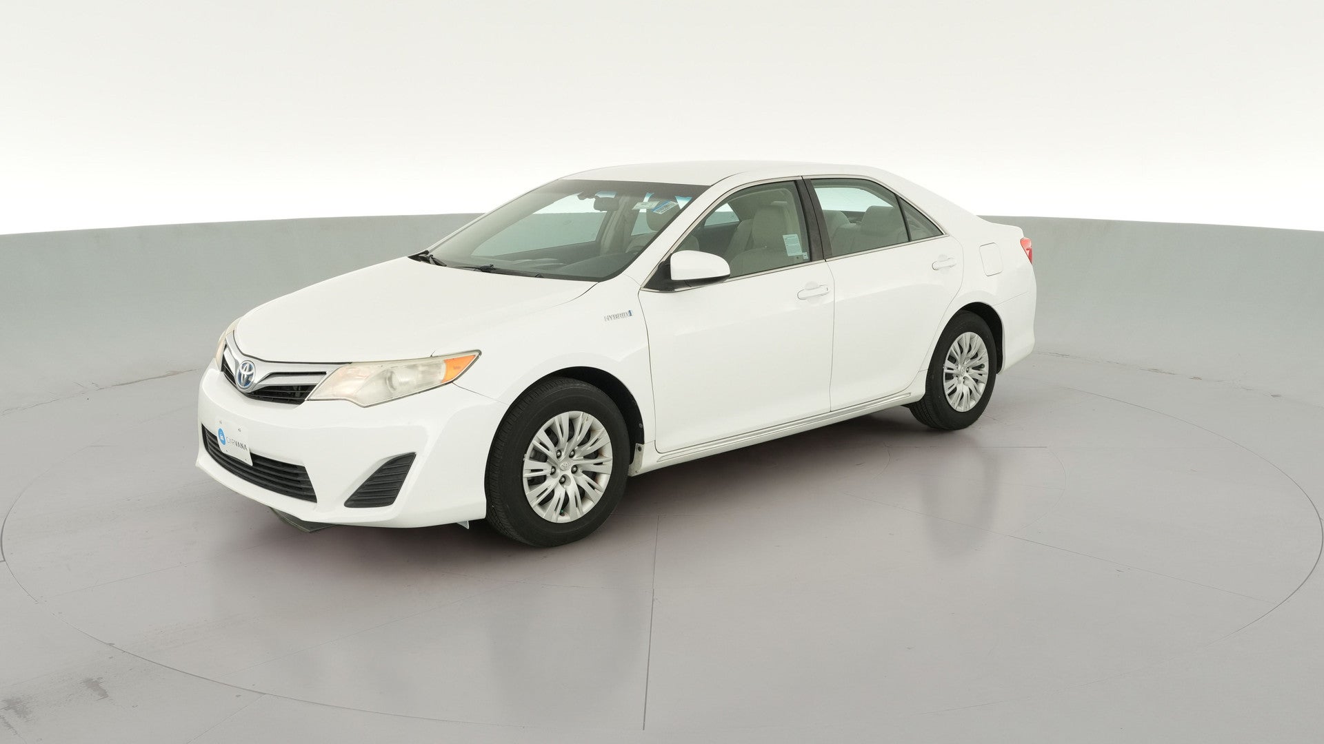 2014 Toyota Camry vehicle photo