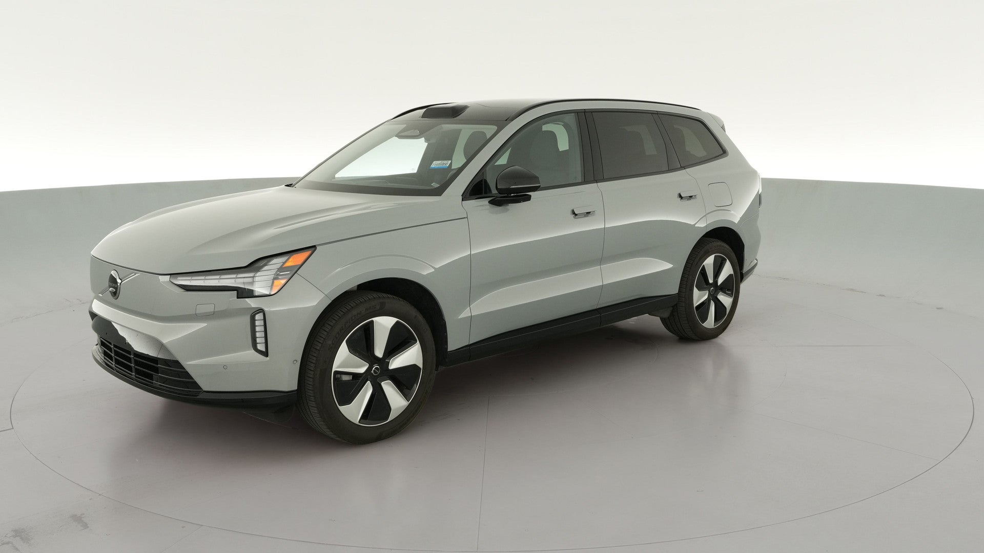 2025 Volvo EX90 vehicle photo