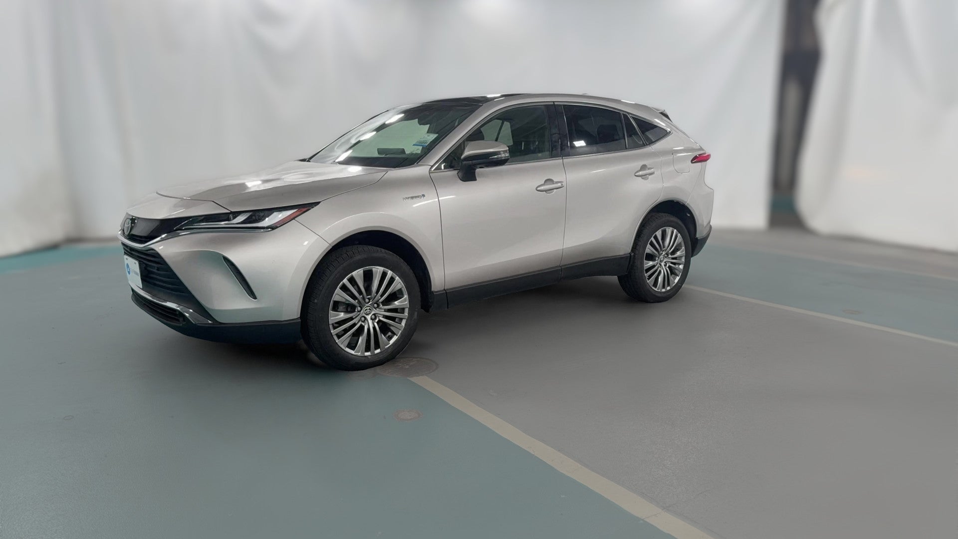 2021 Toyota Venza vehicle photo
