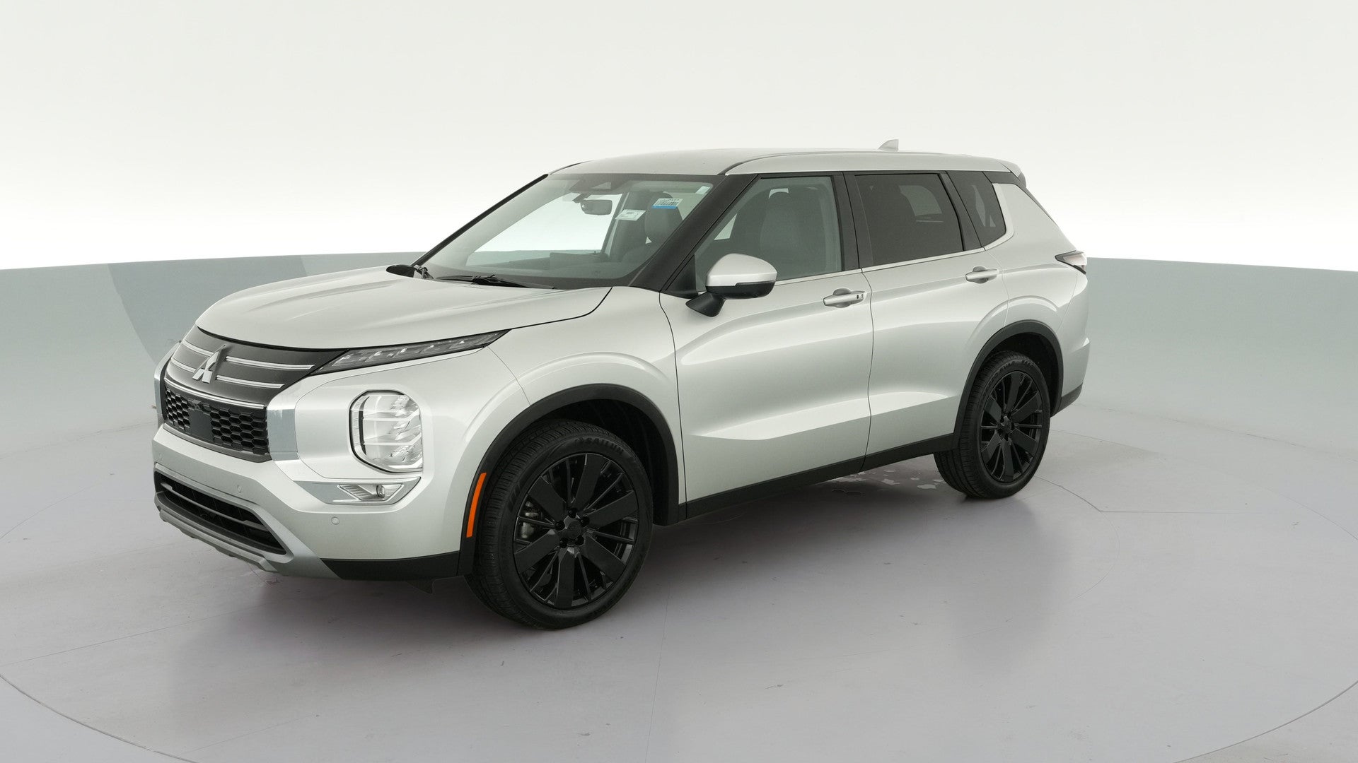 2025 Mitsubishi Outlander vehicle photo