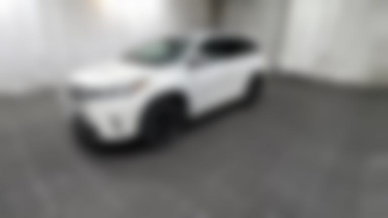 2018 Toyota Highlander vehicle photo