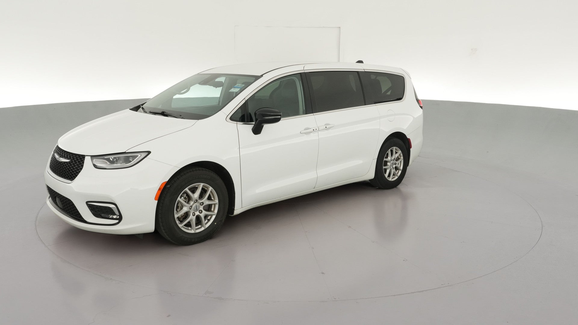 2024 Chrysler Pacifica vehicle photo