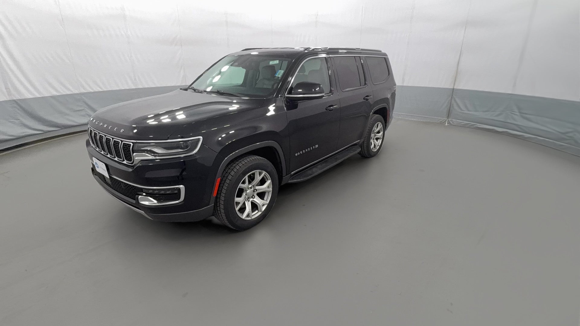 2022 Jeep Wagoneer vehicle photo