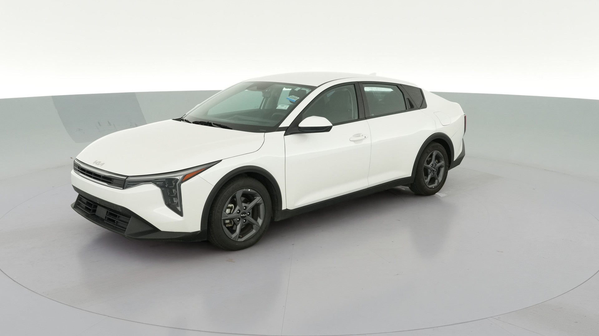 2025 Kia K4 vehicle photo