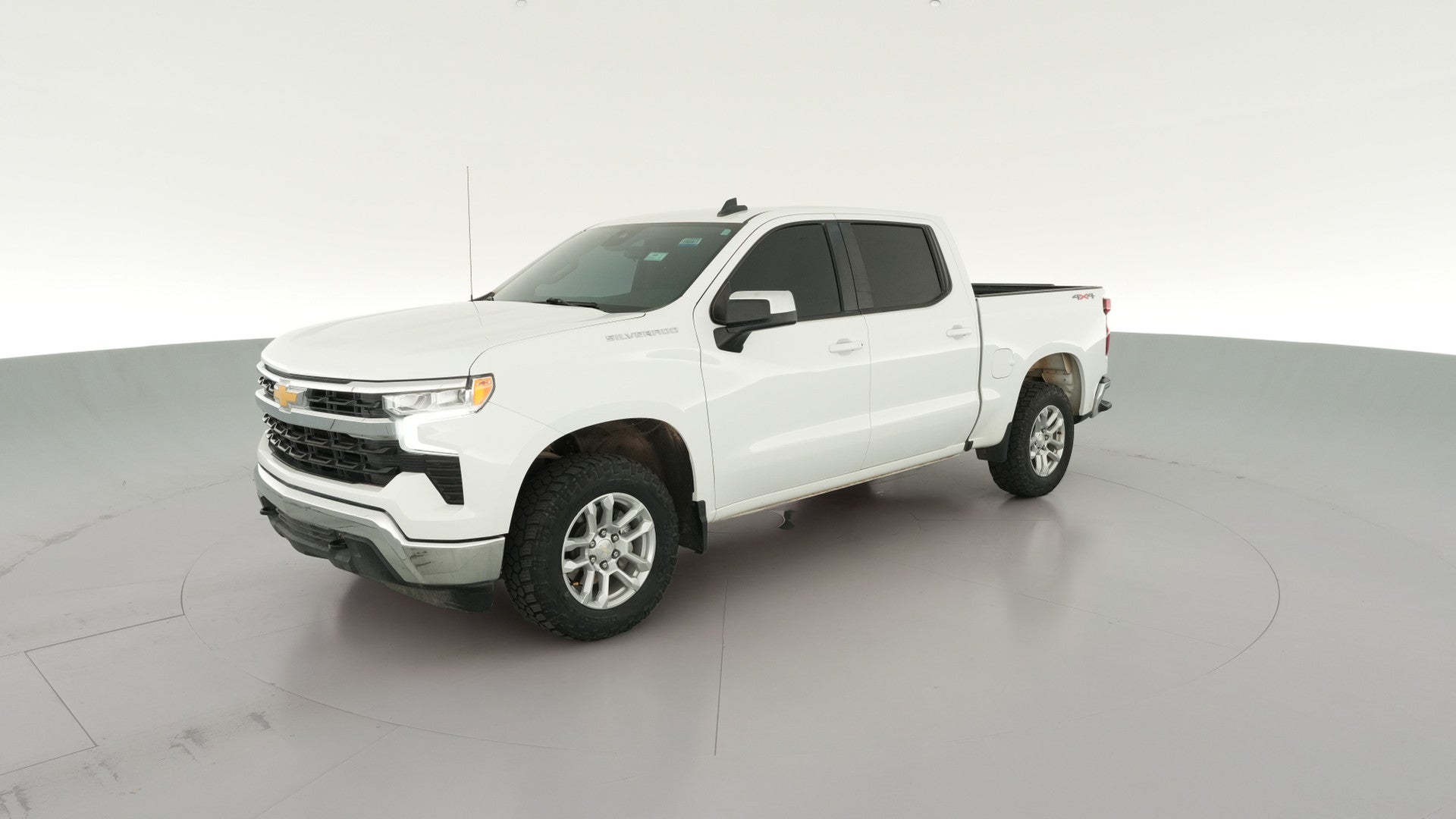 2022 Chevrolet Silverado 1500 Crew Cab vehicle photo