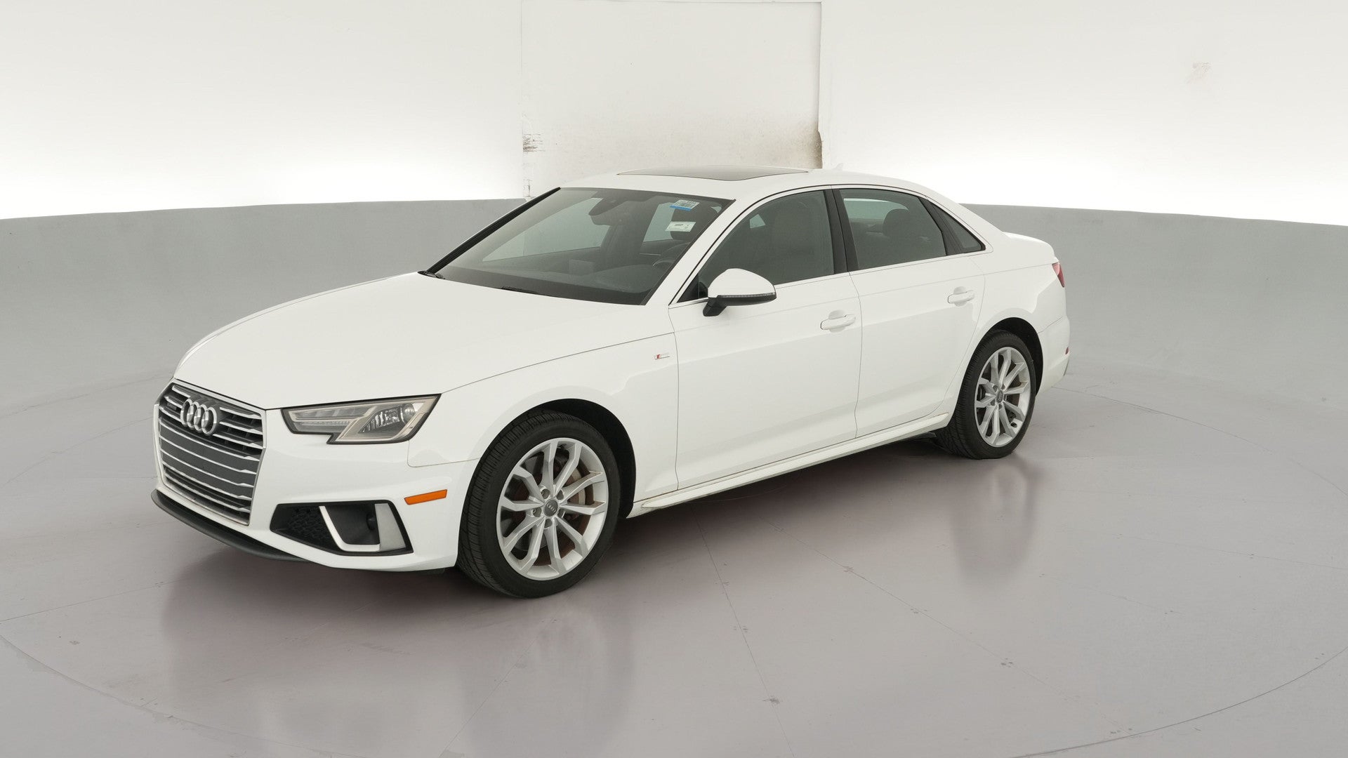 2019 Audi A4 vehicle photo