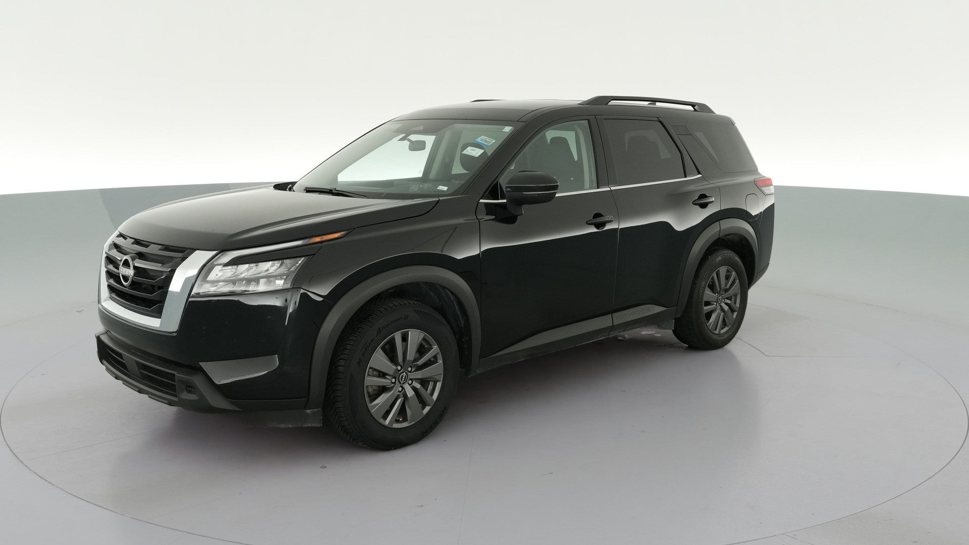 2025 Nissan Pathfinder vehicle photo