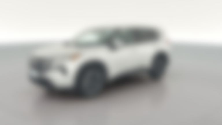 2025 Nissan Rogue vehicle photo