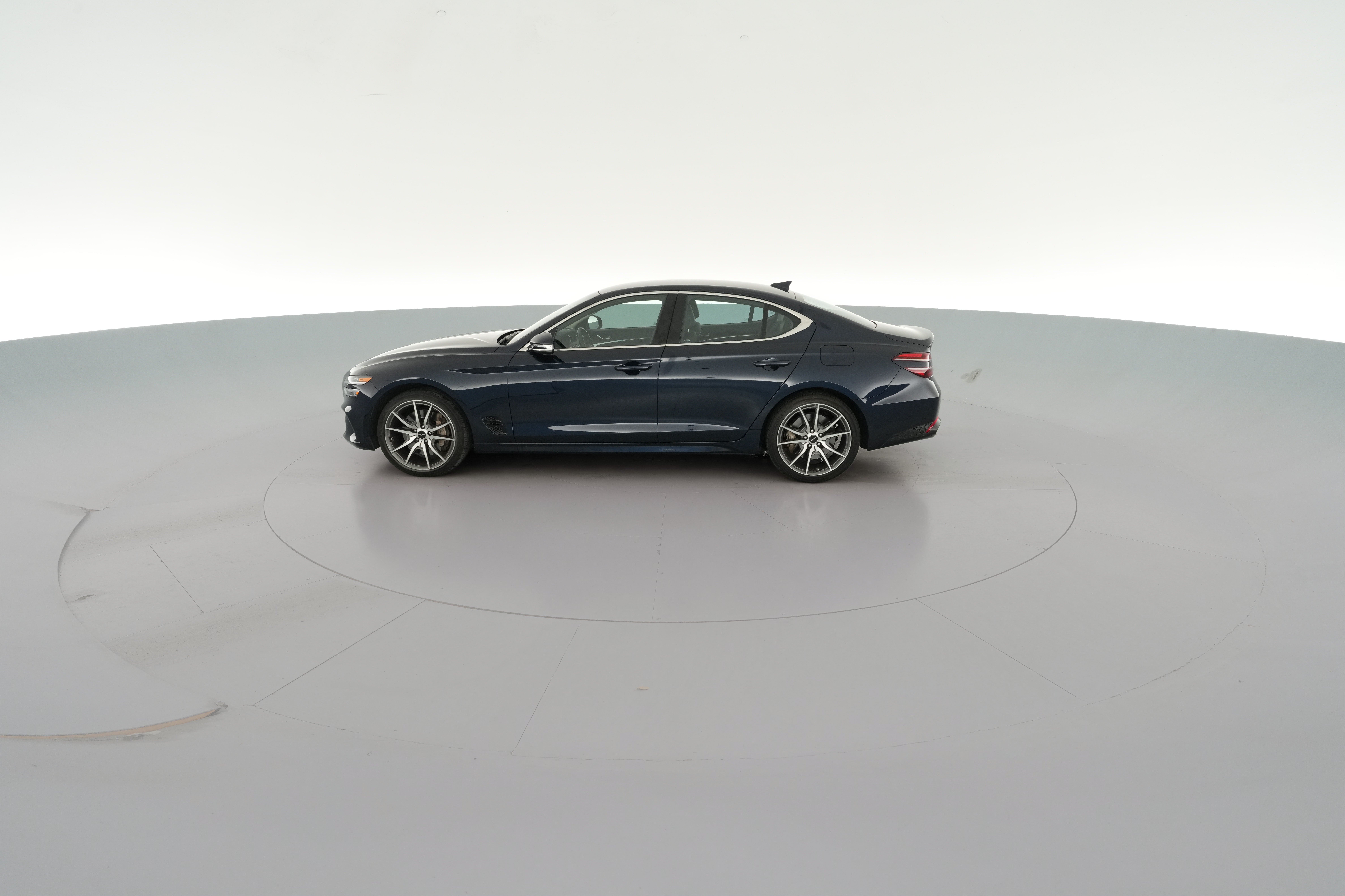 2026 GENESIS G70 Standard - Photo 27