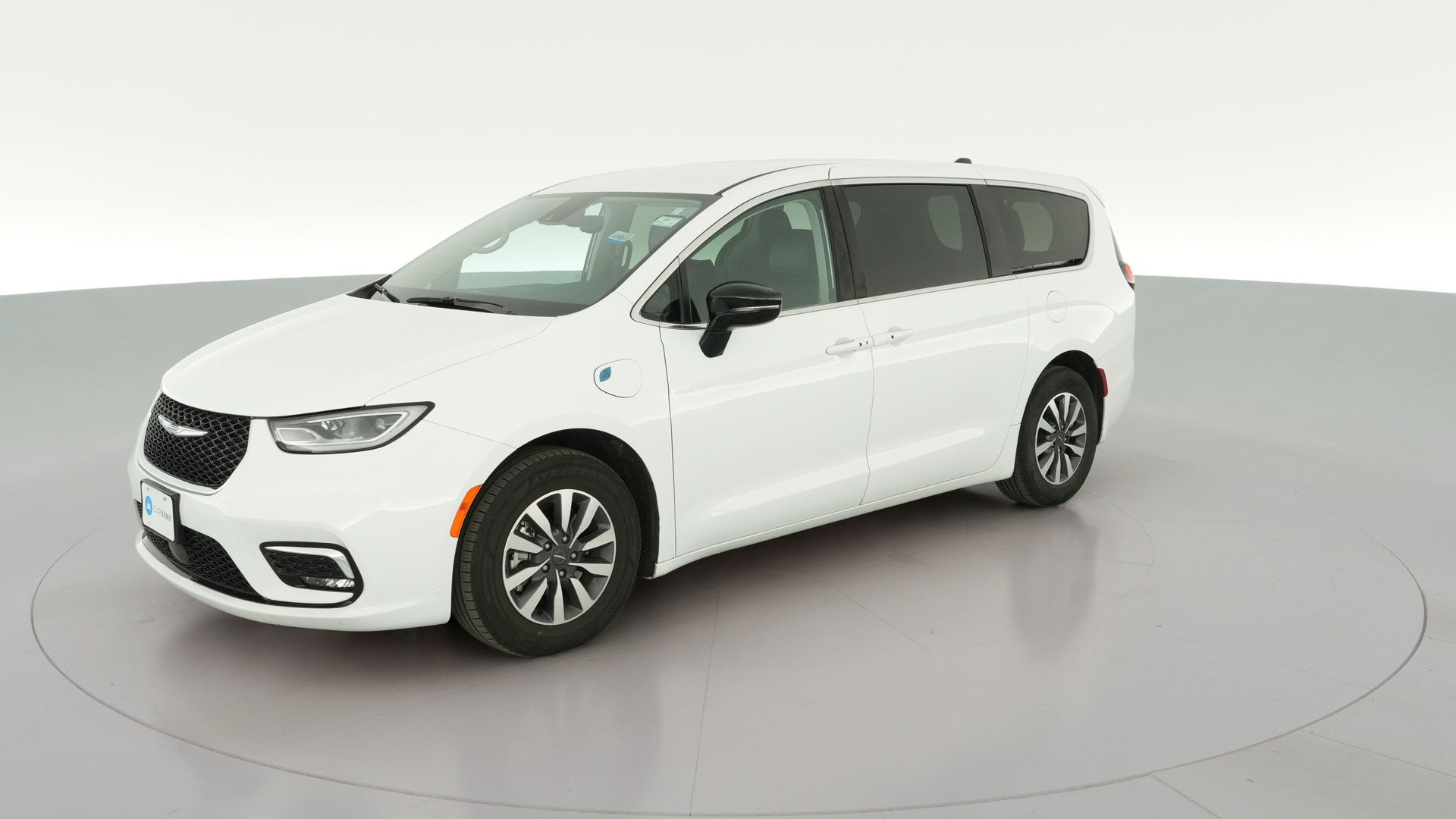 2024 Chrysler Pacifica Hybrid vehicle photo
