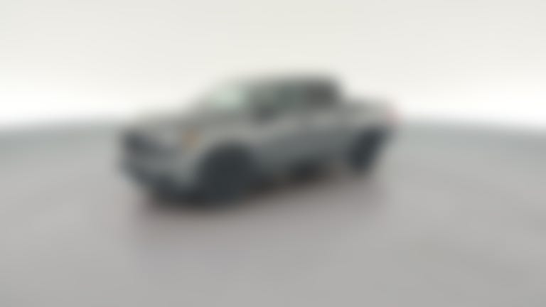 2019 Nissan Titan Crew Cab vehicle photo