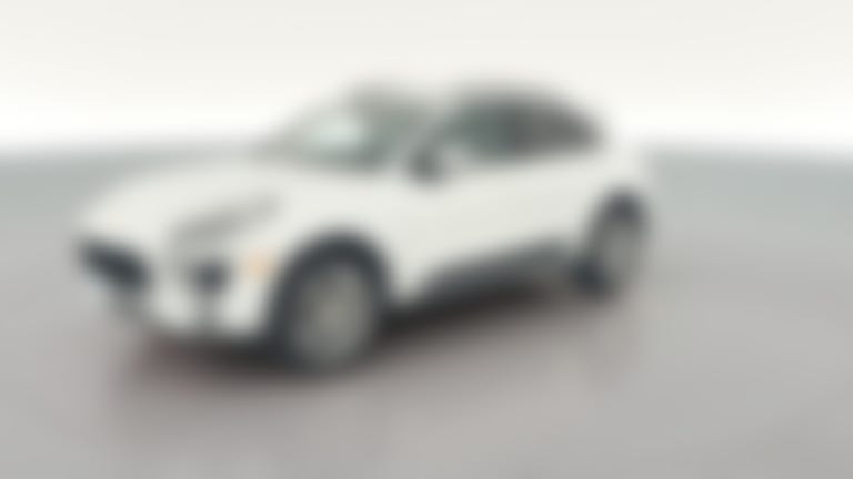 2018 Porsche Macan vehicle photo