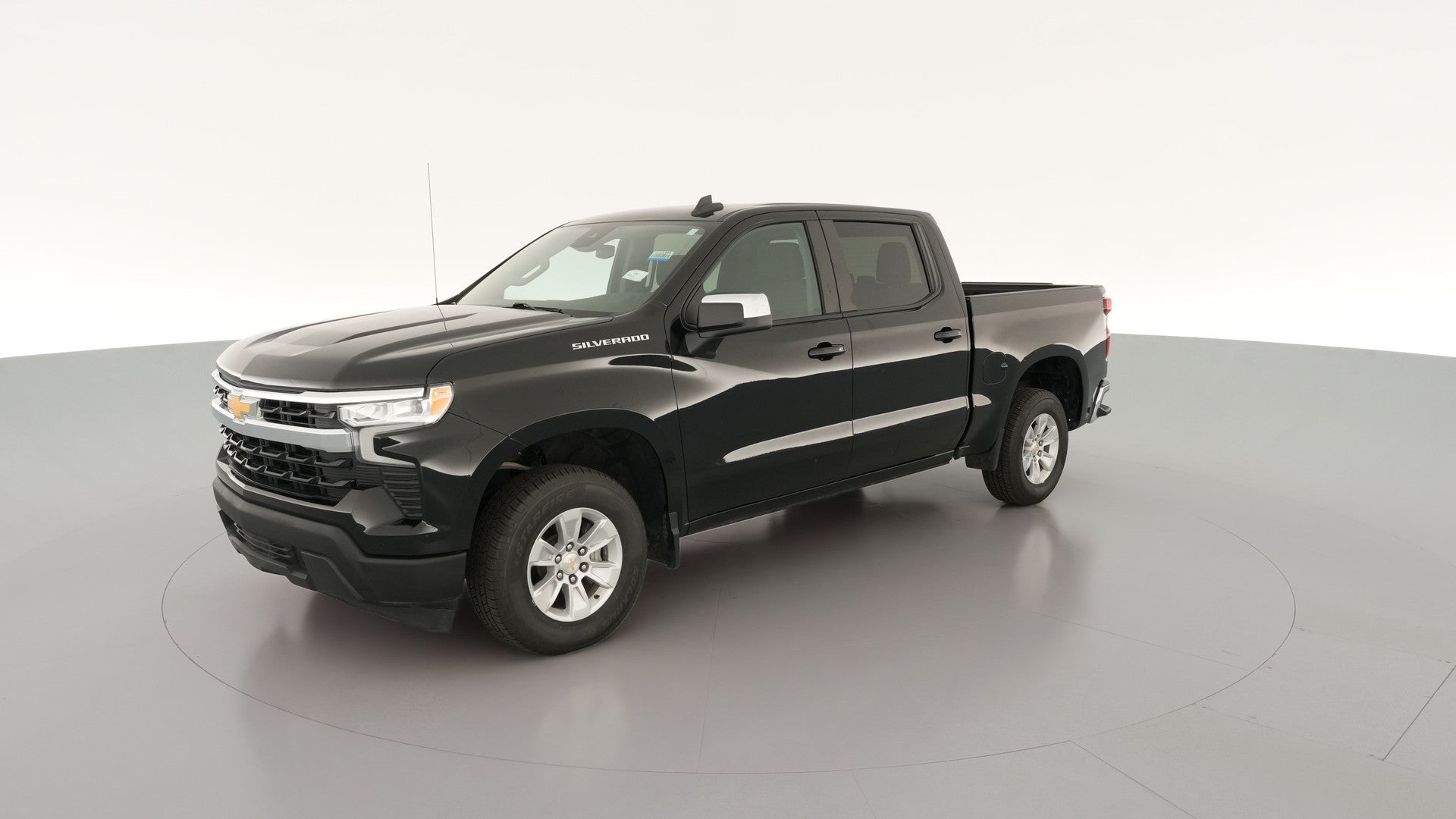 2025 Chevrolet Silverado 1500 Crew Cab vehicle photo