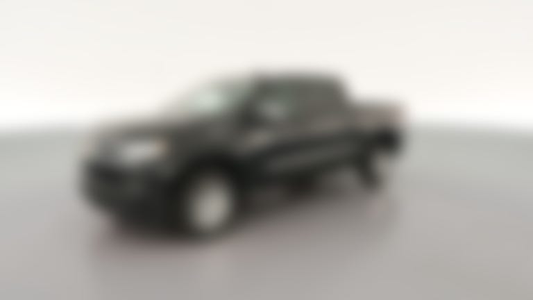 2025 Chevrolet Silverado 1500 Crew Cab vehicle photo