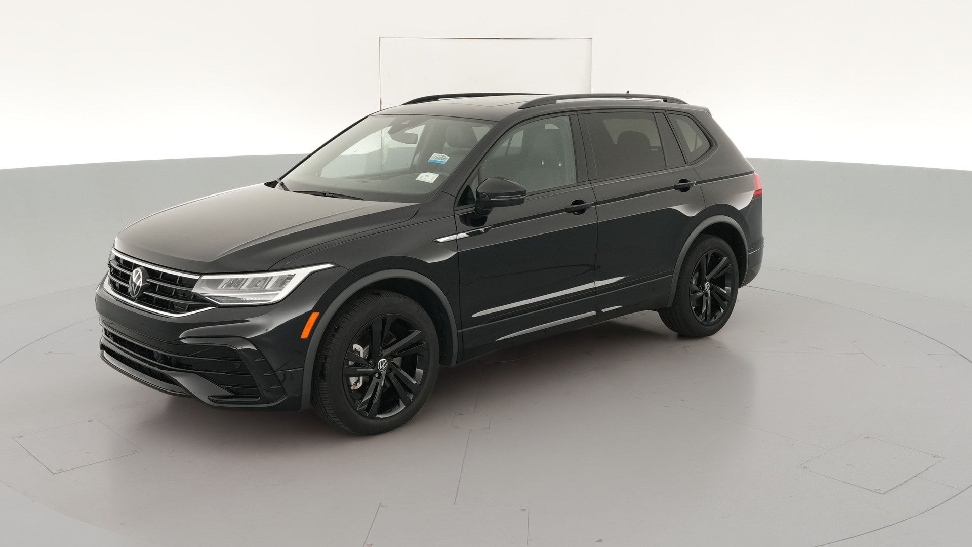 2024 Volkswagen Tiguan vehicle photo