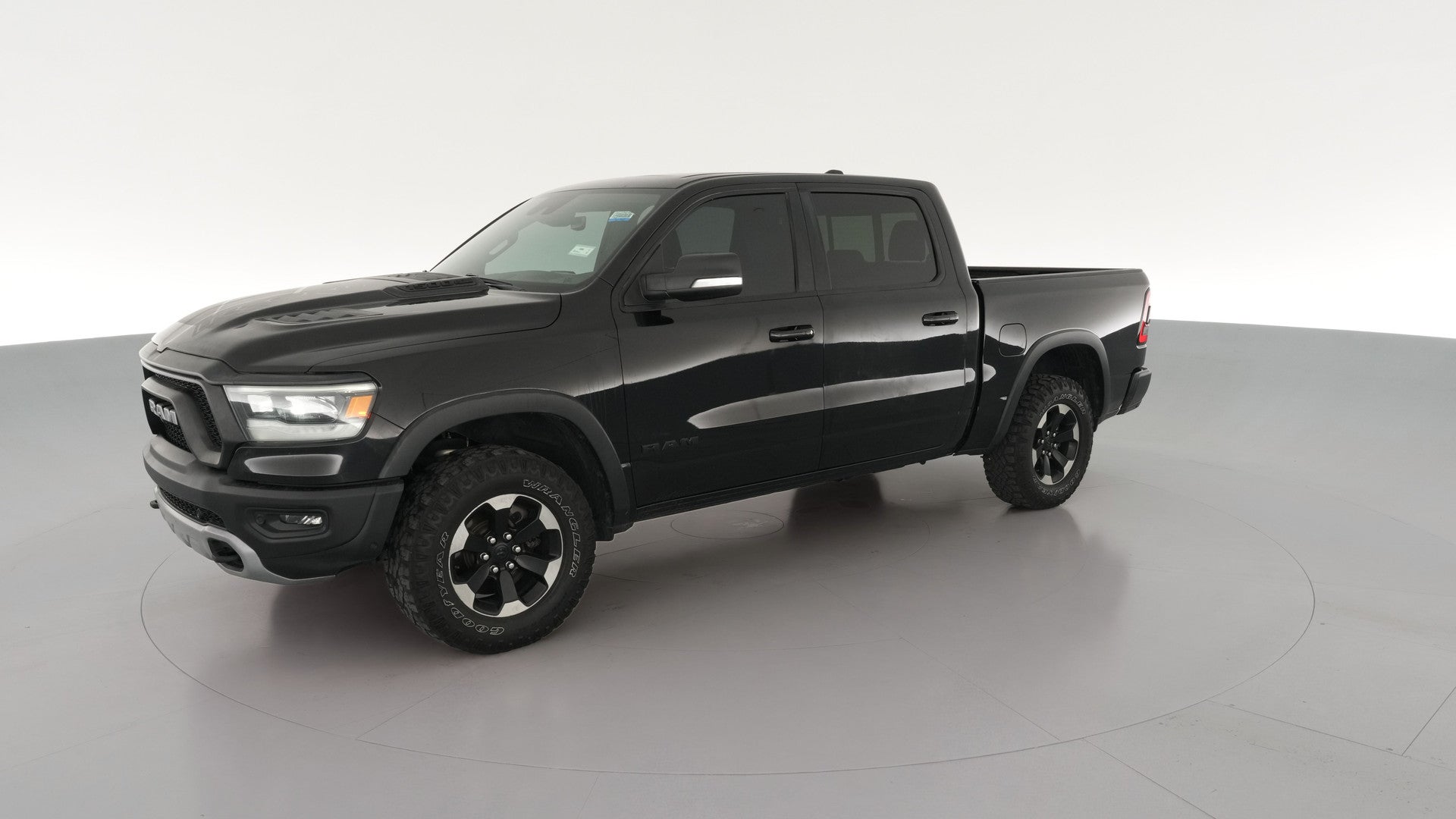 2021 Ram 1500 Crew Cab vehicle photo