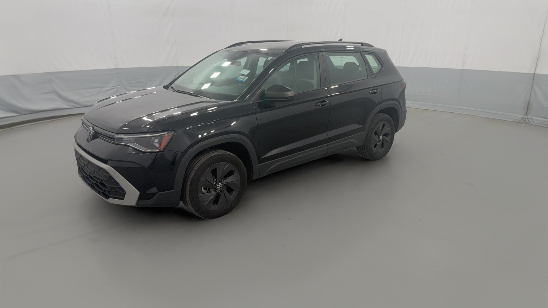 2025 Volkswagen Taos vehicle photo