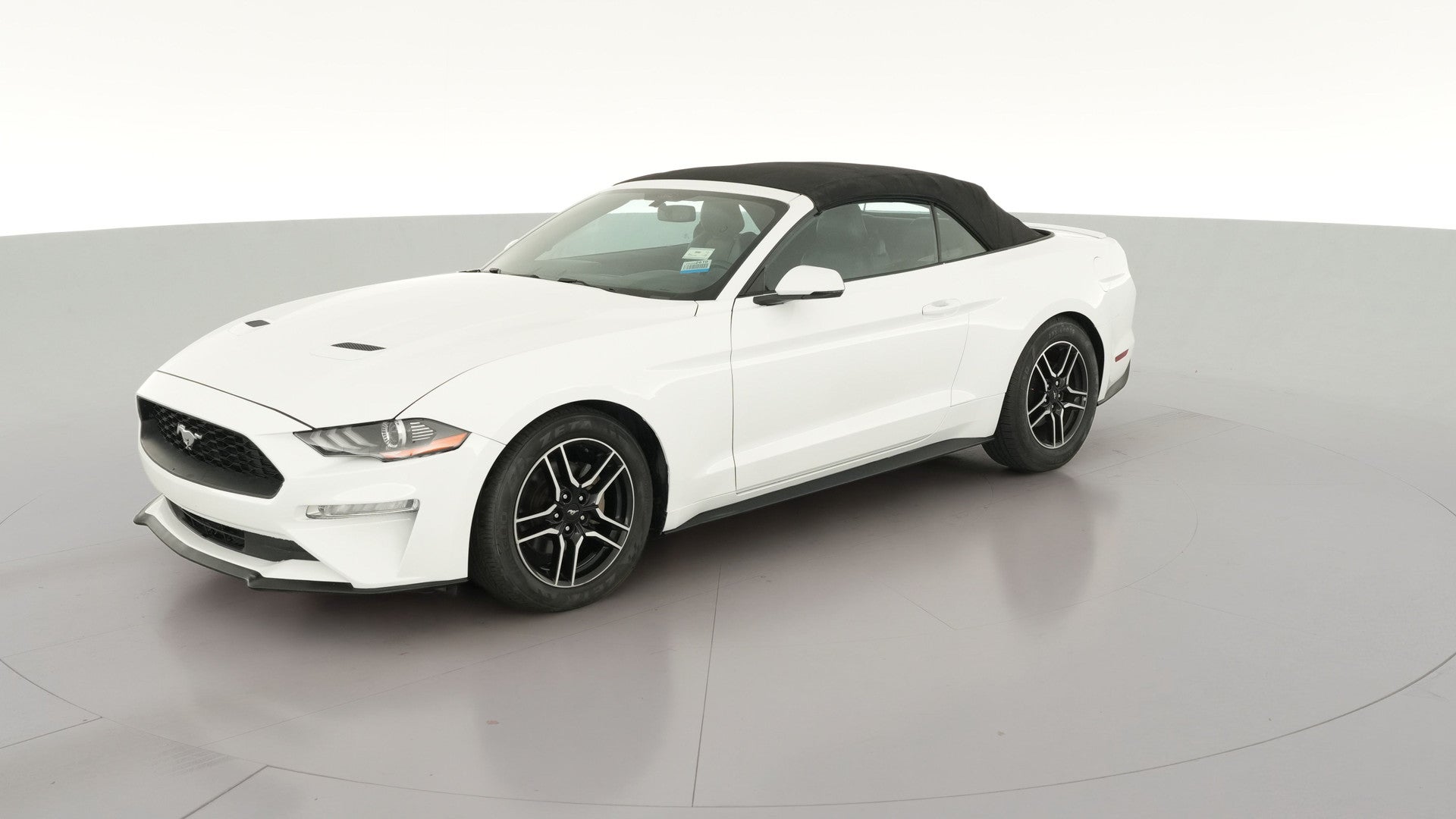 2018 Ford Mustang vehicle photo
