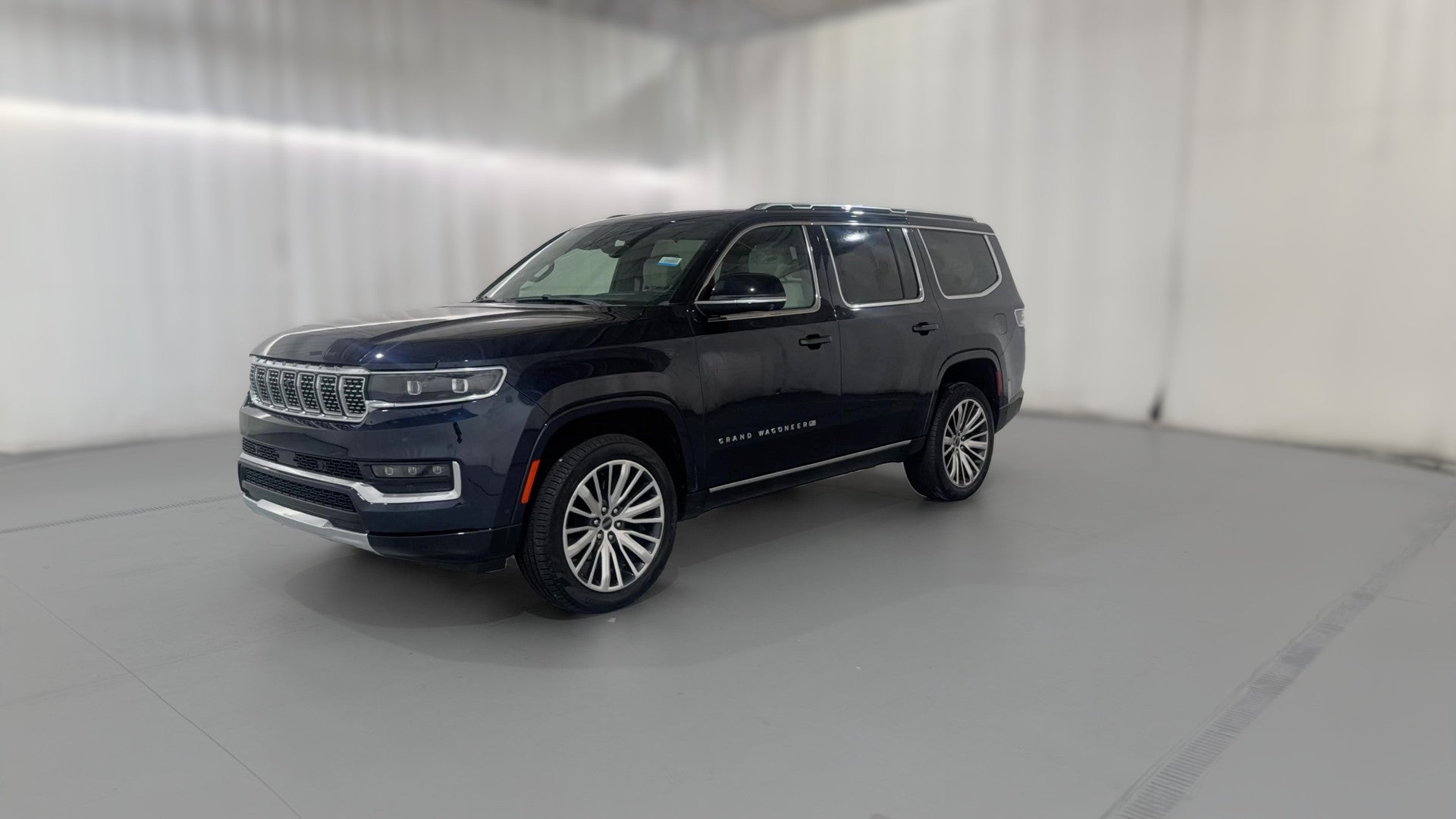 2025 Jeep Grand Wagoneer vehicle photo