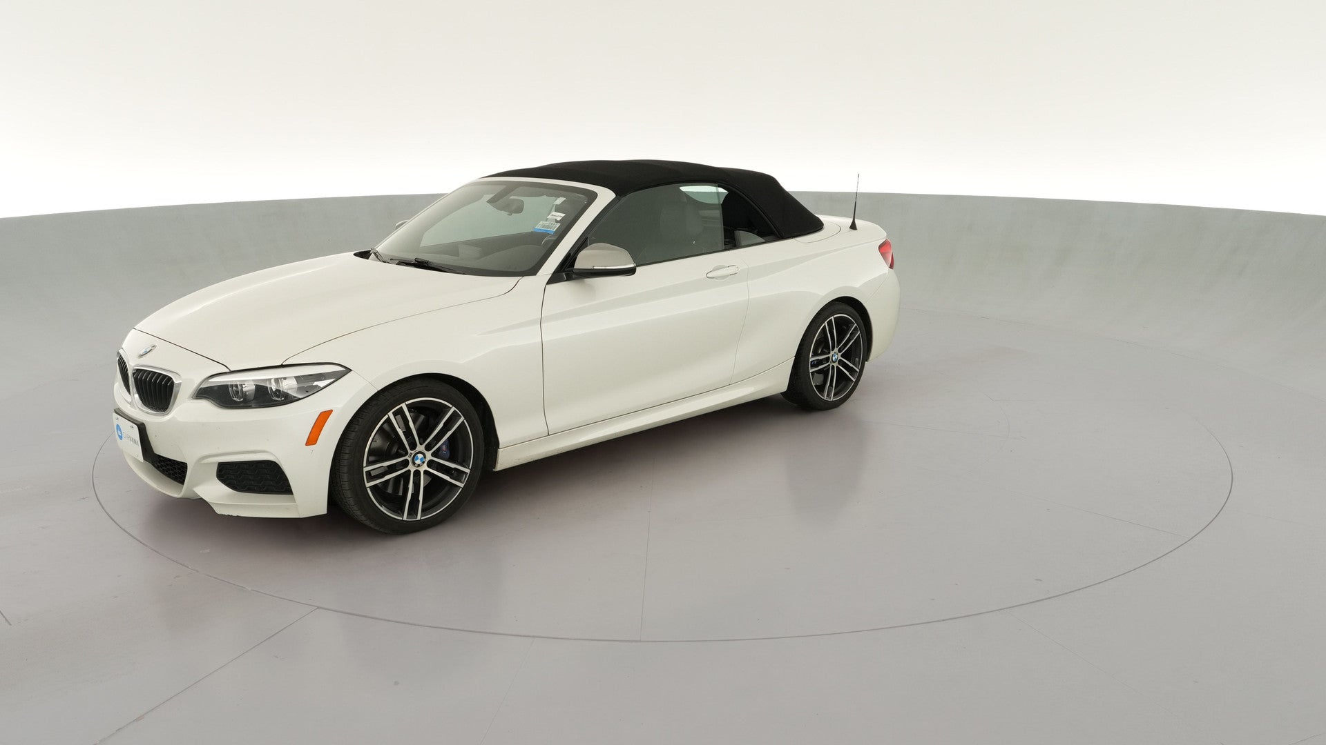 2018 BMW 2 Series vehicle photo