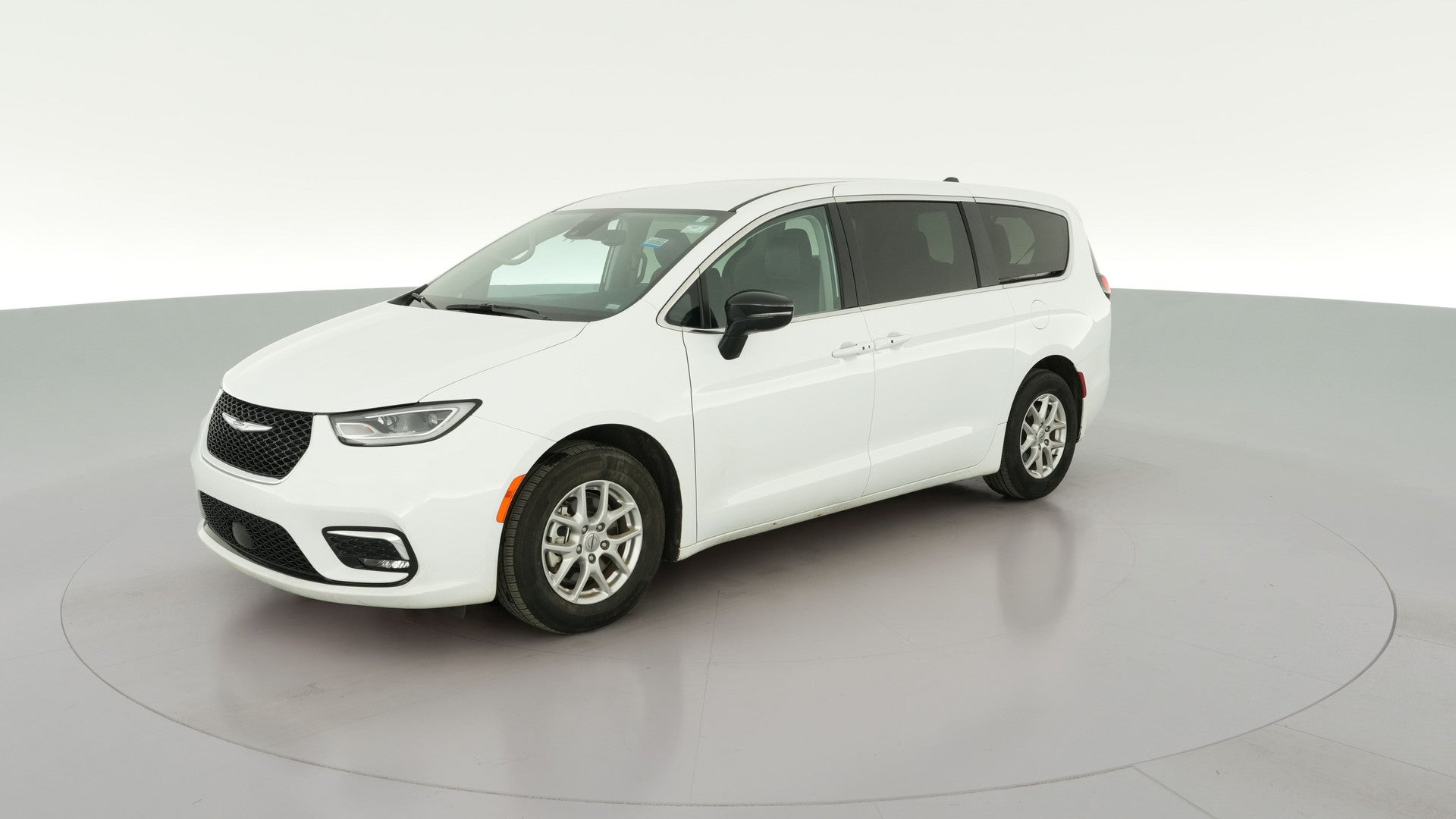 2024 Chrysler Pacifica vehicle photo