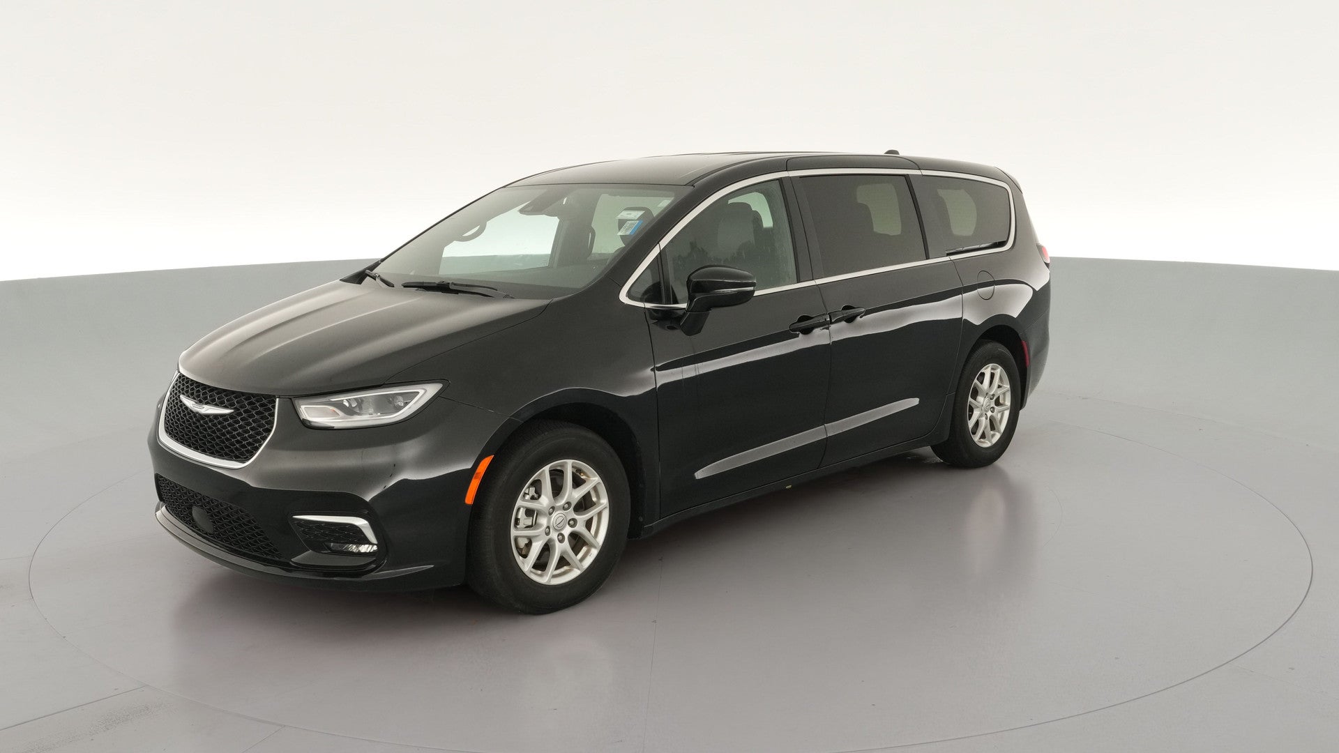 2025 Chrysler Pacifica vehicle photo