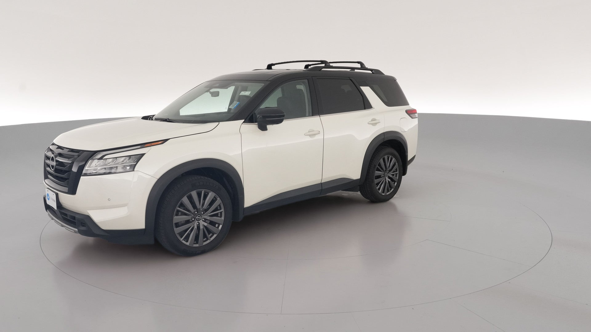 2024 Nissan Pathfinder vehicle photo