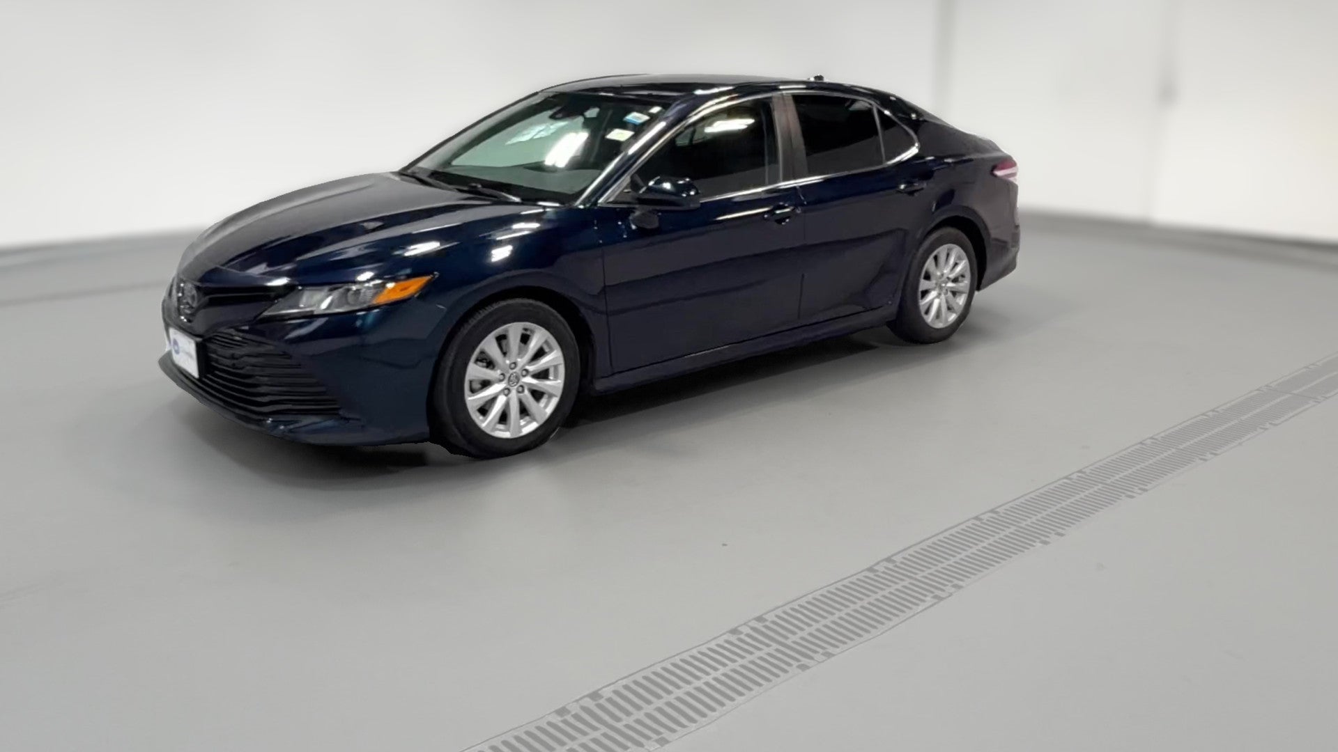 2020 Toyota Camry vehicle photo