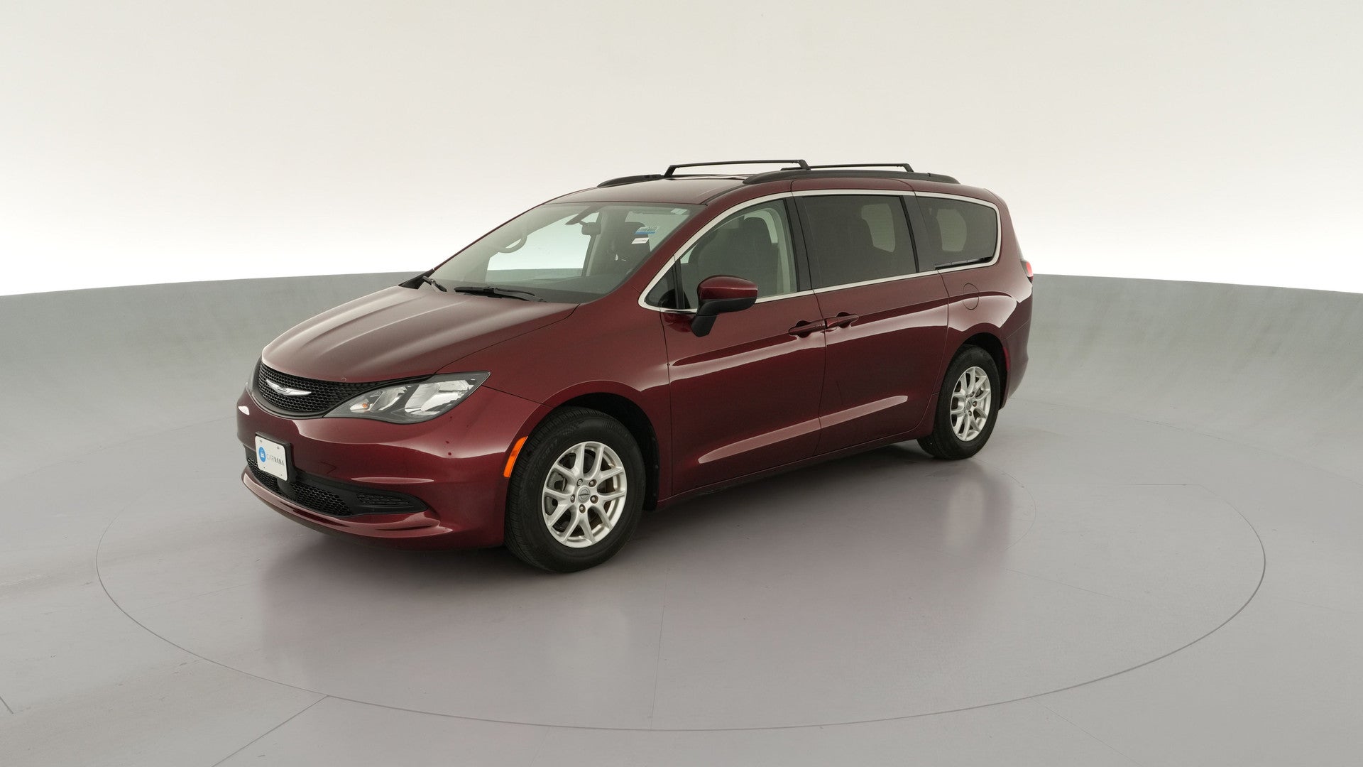 2021 Chrysler Voyager vehicle photo