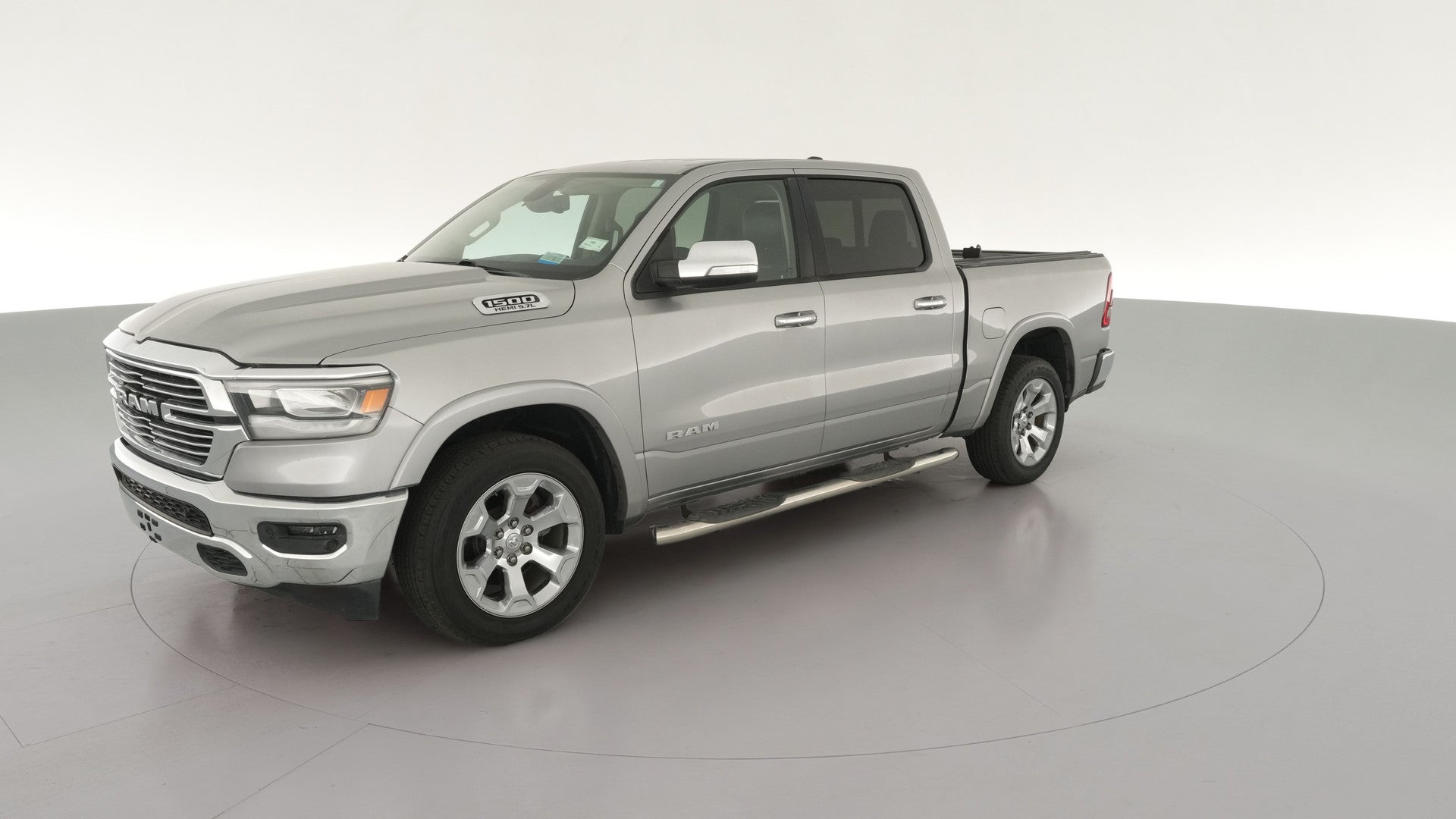 2019 Ram 1500 Crew Cab vehicle photo