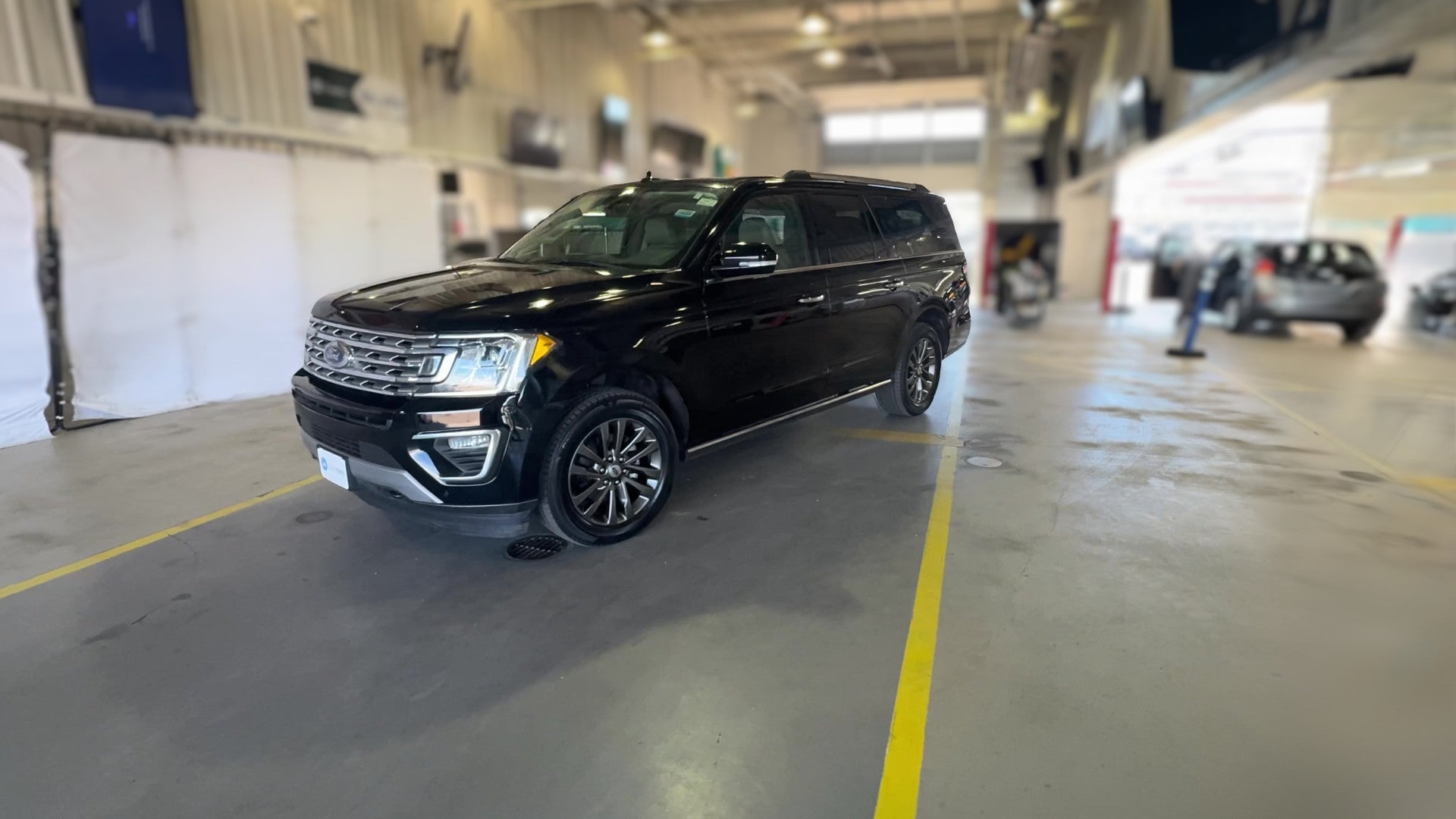 2021 Ford Expedition MAX vehicle photo