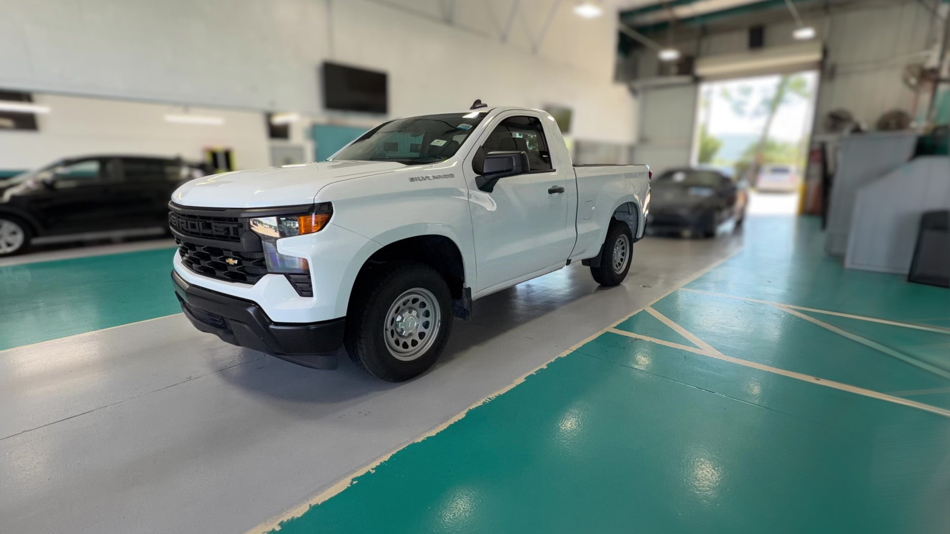 2024 Chevrolet Silverado 1500 Regular Cab vehicle photo
