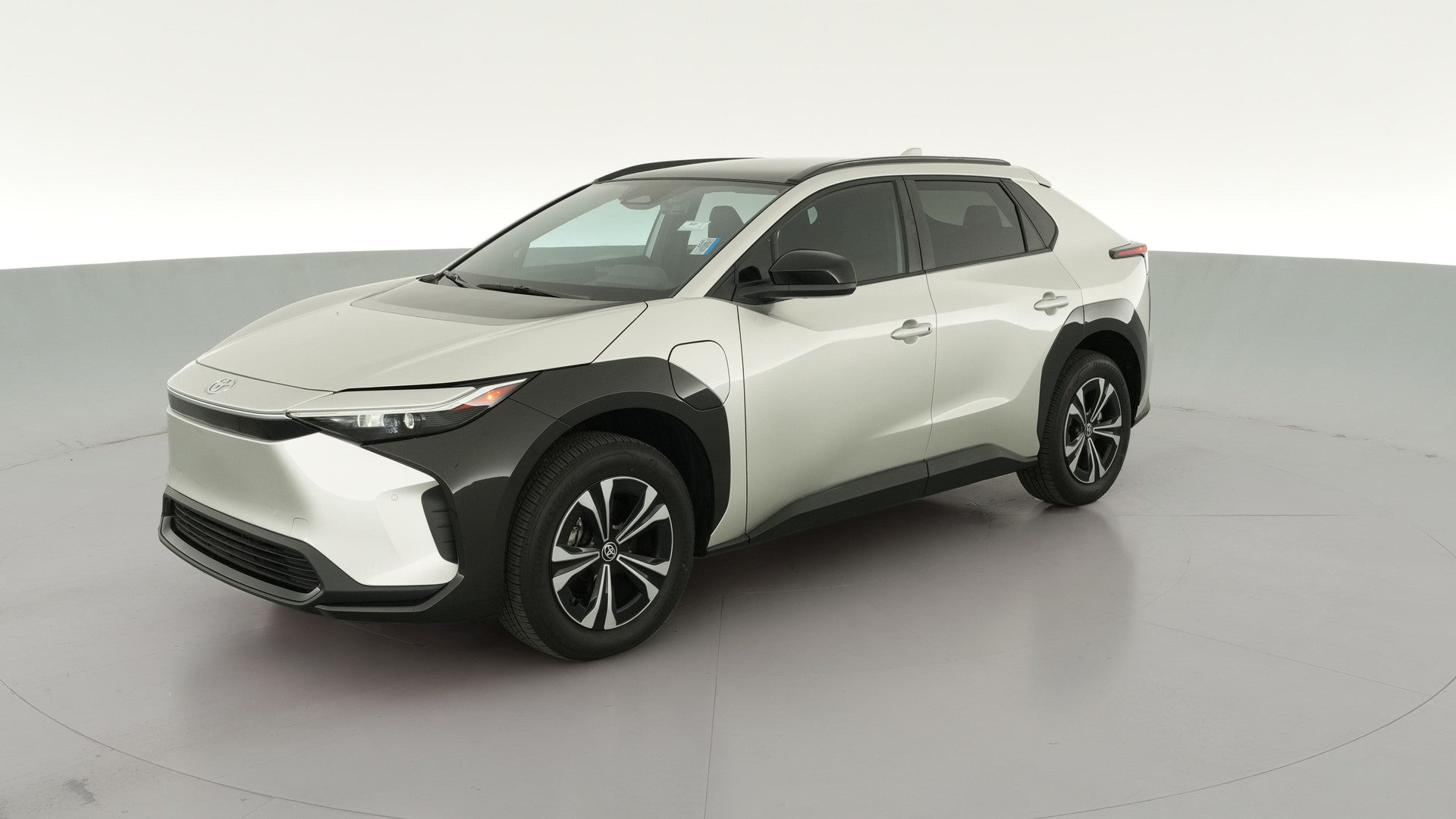 2024 Toyota bZ4X vehicle photo