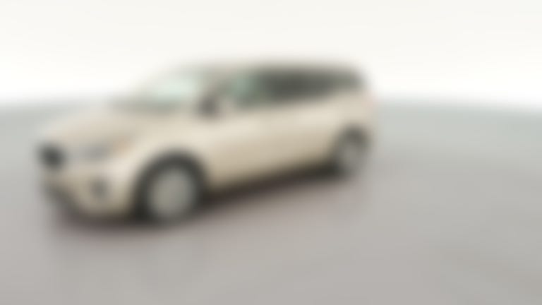 2017 Kia Sedona vehicle photo
