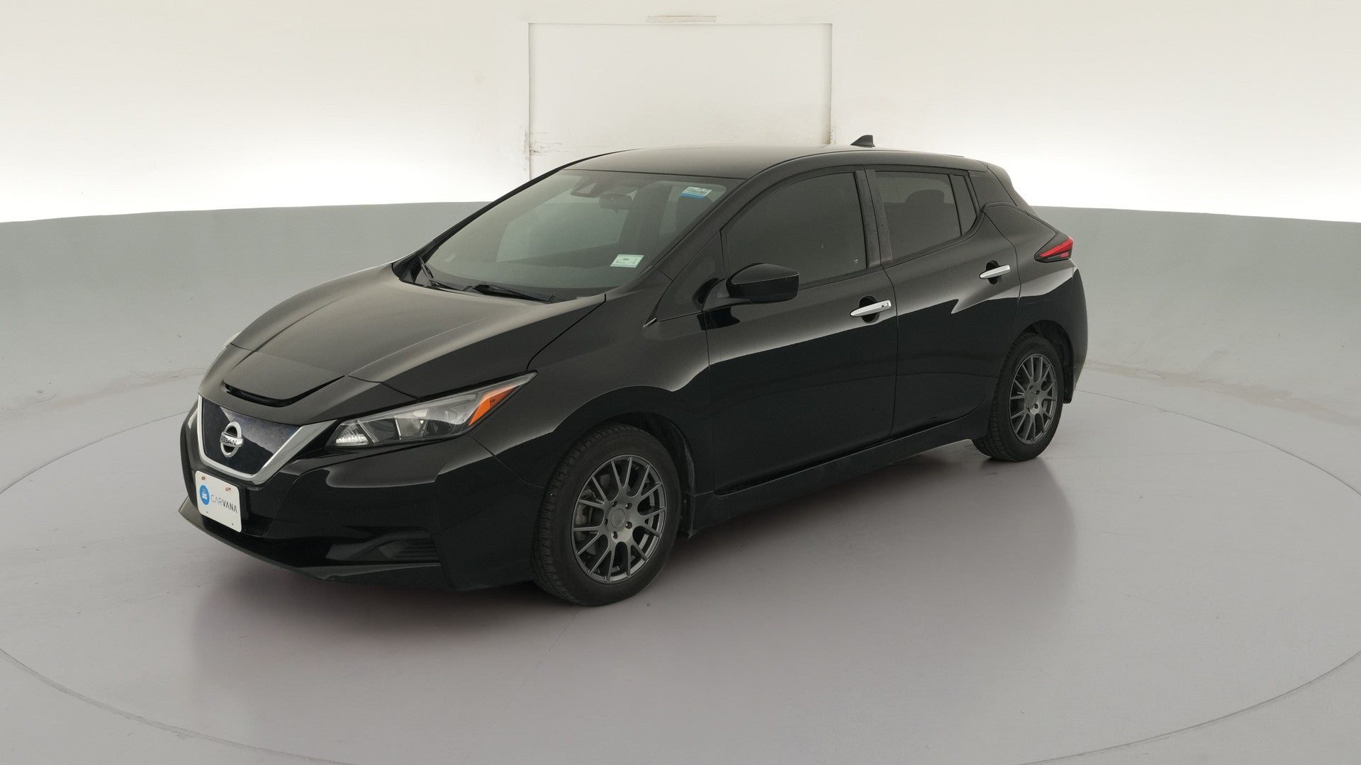 2021 Nissan LEAF vehicle photo