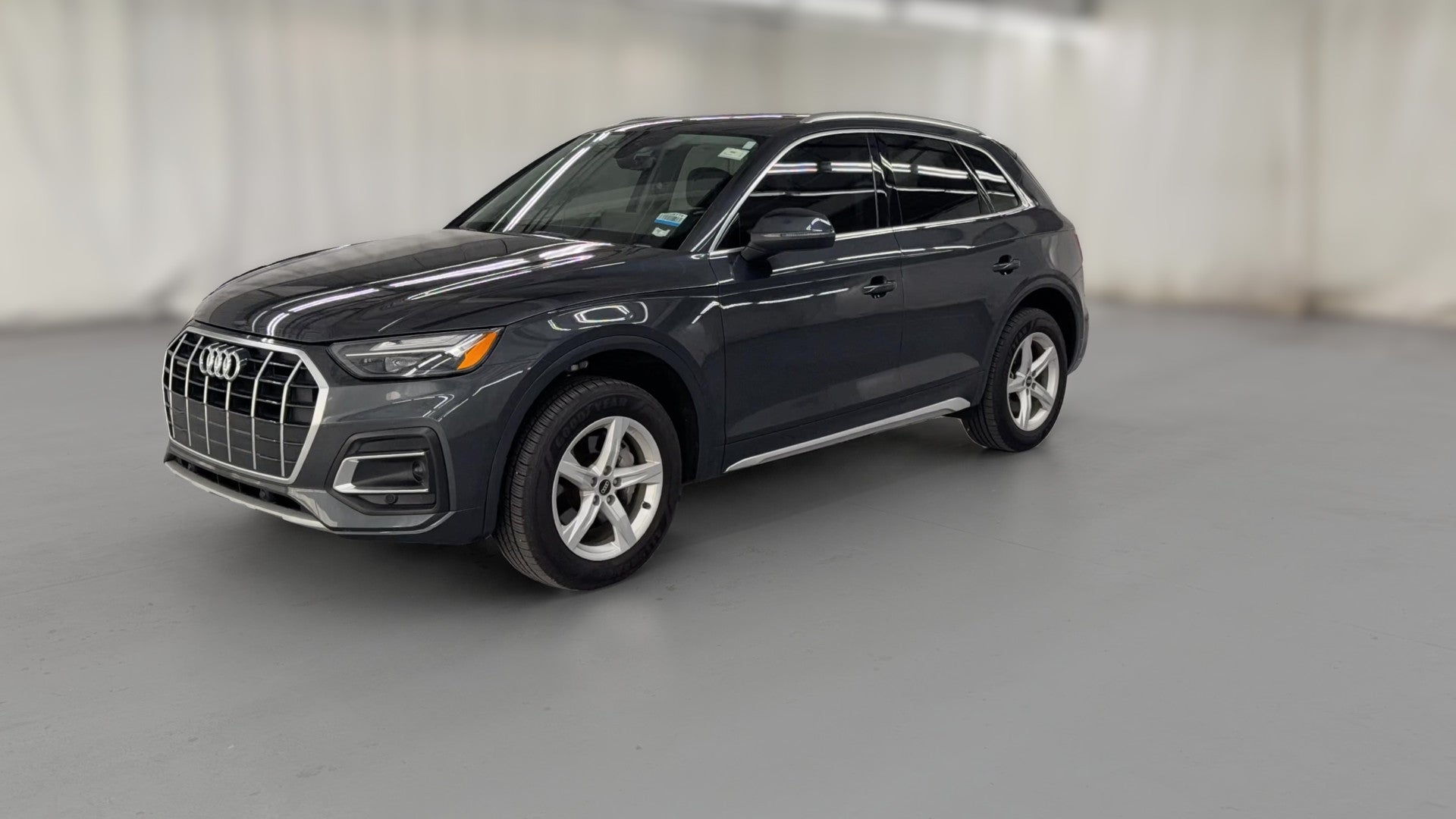 2023 Audi Q5 vehicle photo