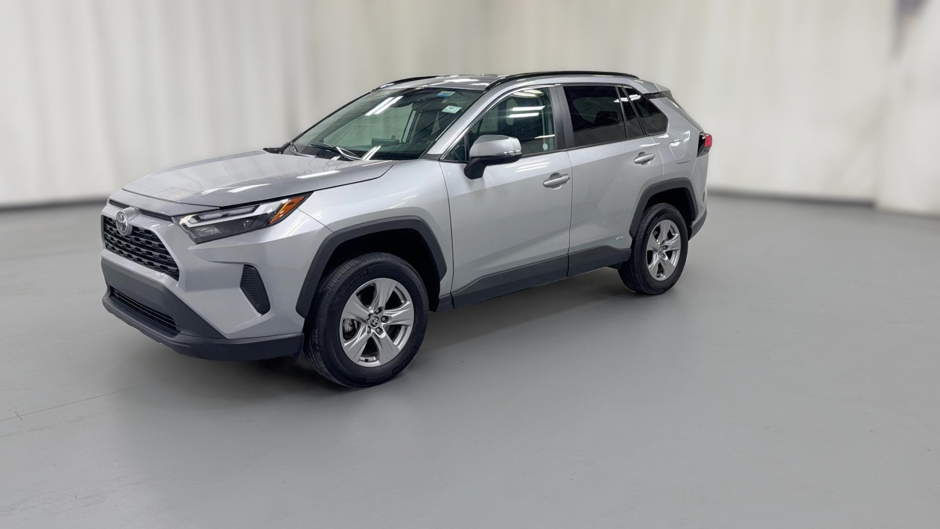 2025 Toyota RAV4 Hybrid vehicle photo